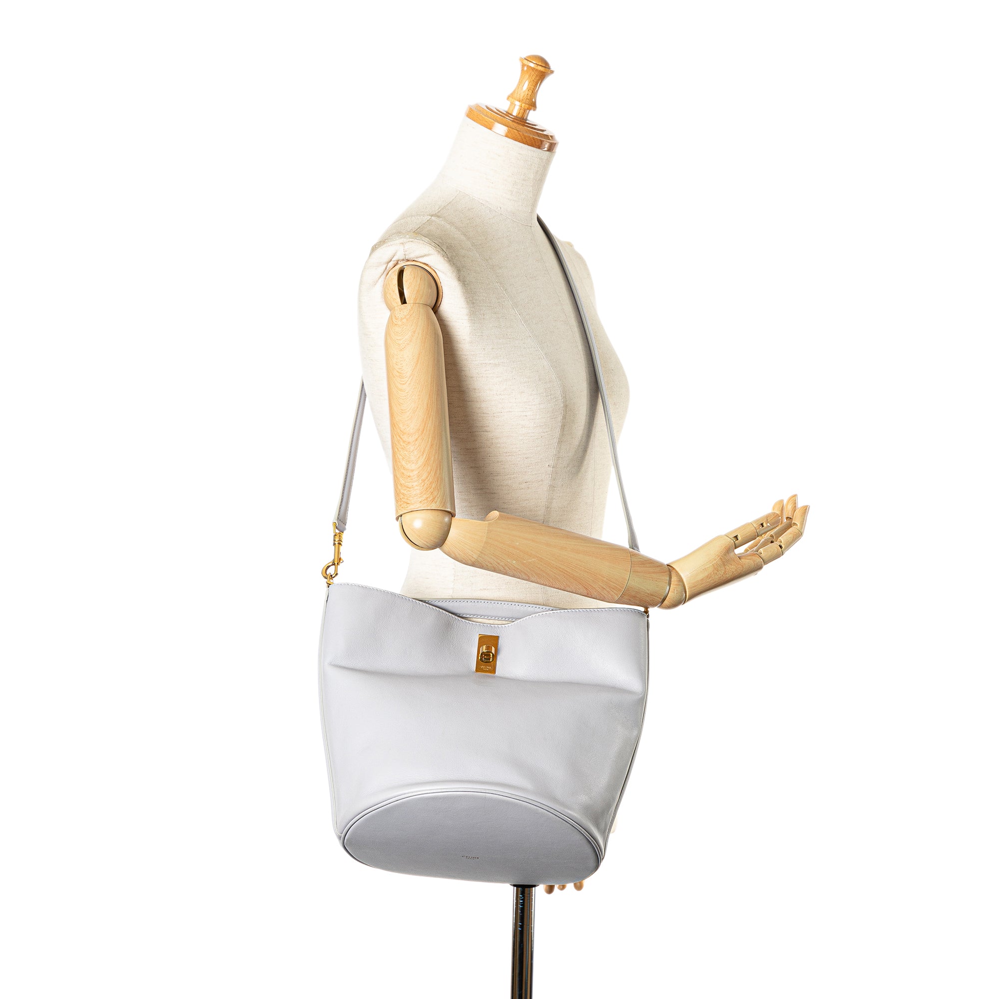 Teen Bucket 16