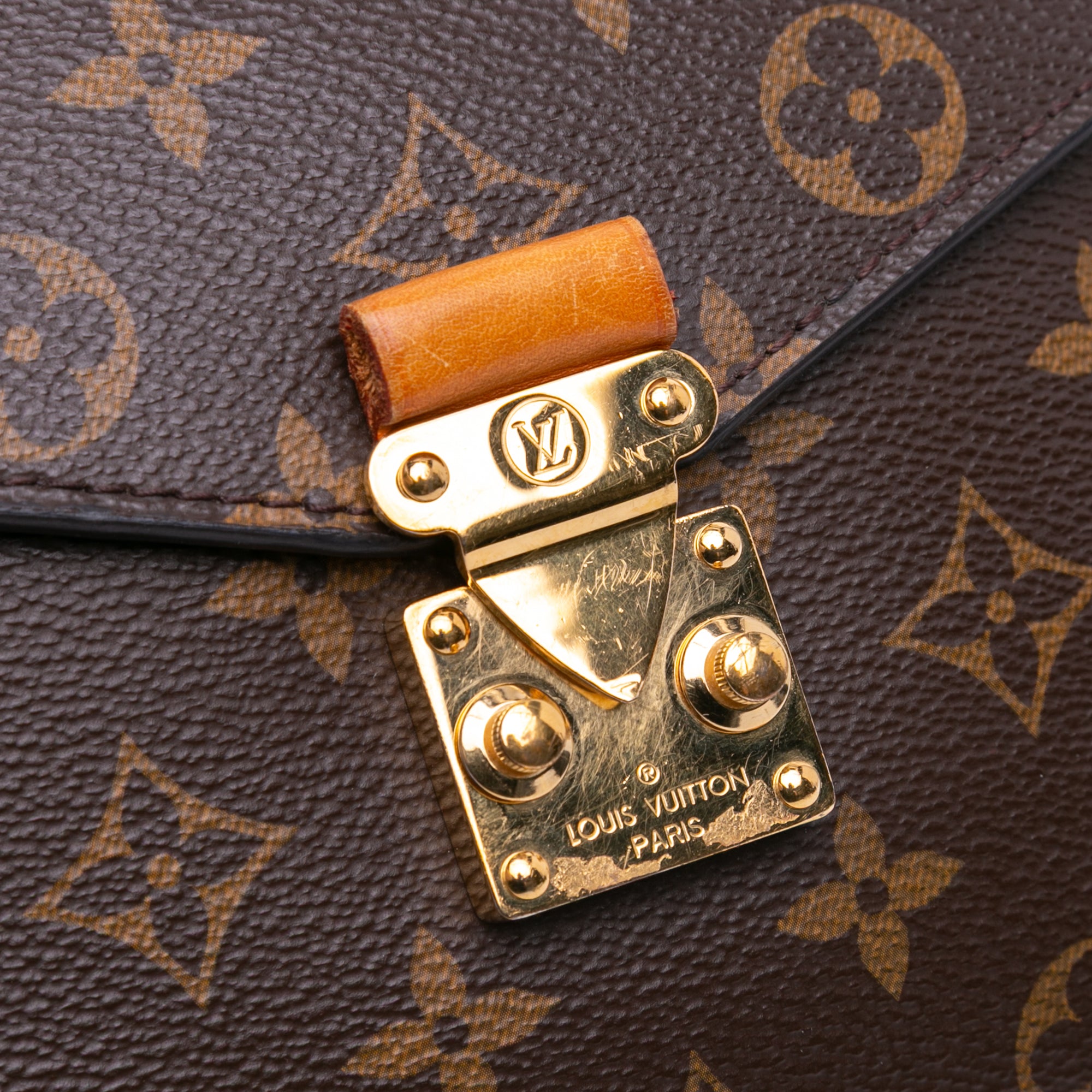 Monogram Pochette Metis