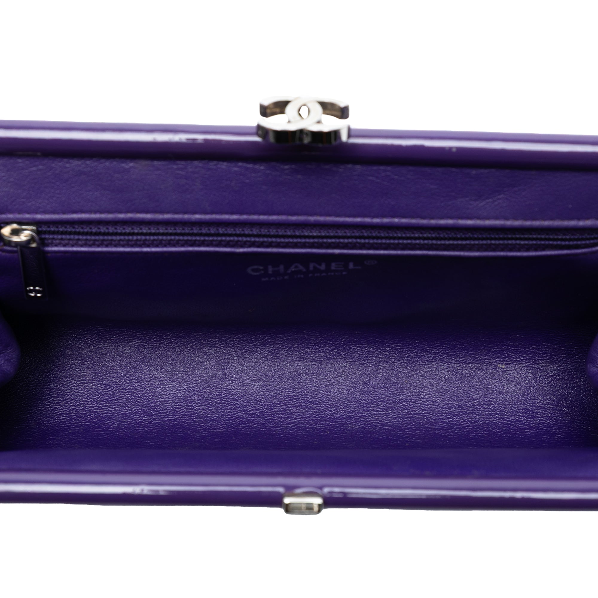 CC Quilted Patent Kiss Lock Clutch