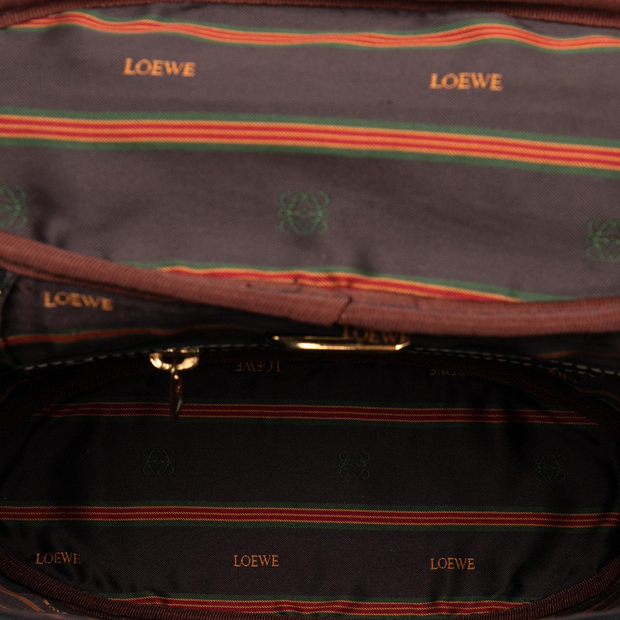 Leather Velasquez Twist Vanity Bag