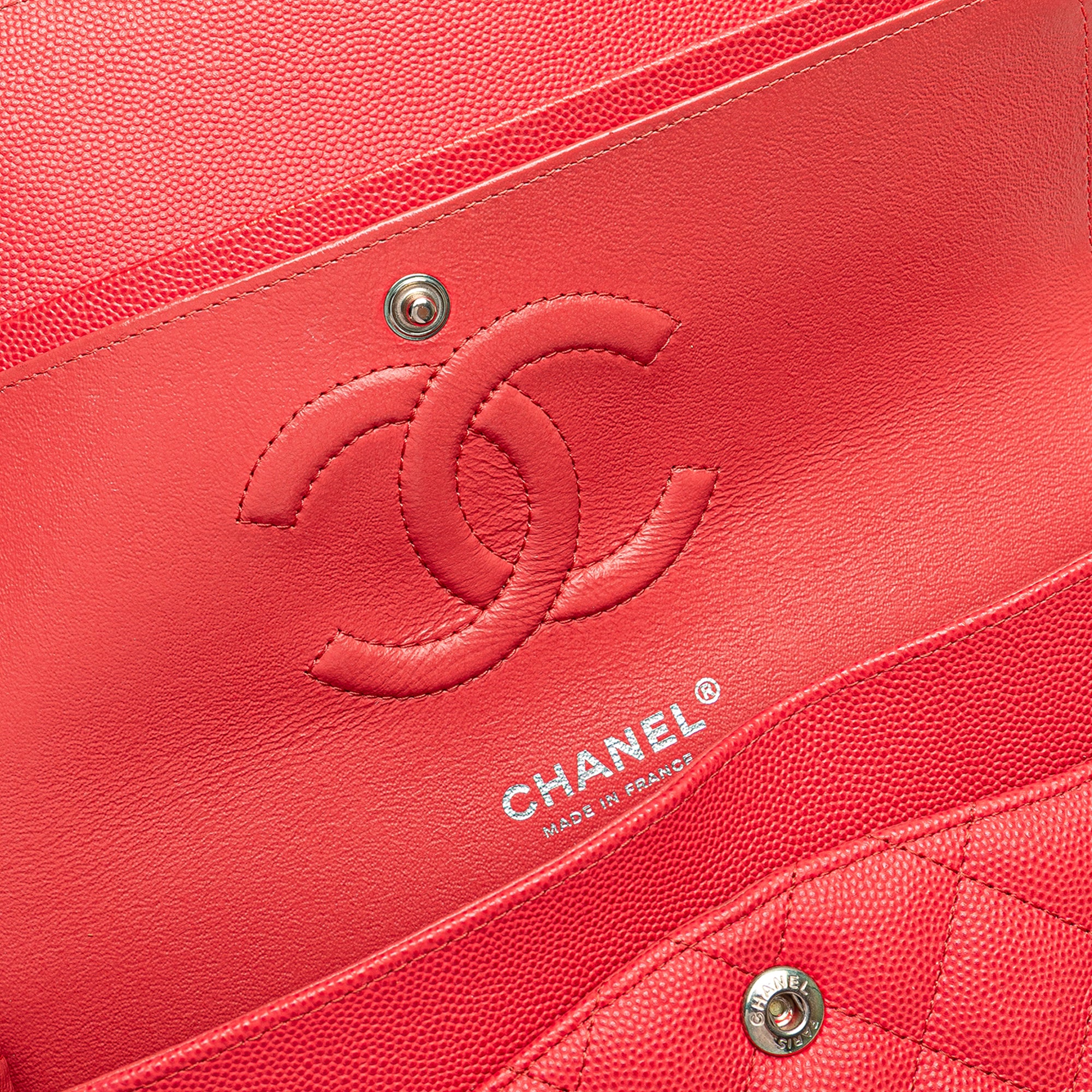 Medium Classic Caviar Double Flap