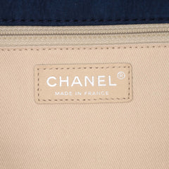Medium Quilted Nubuck Natural Beauty Split Pocket Flap