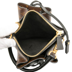 Monogram Fringed Noe