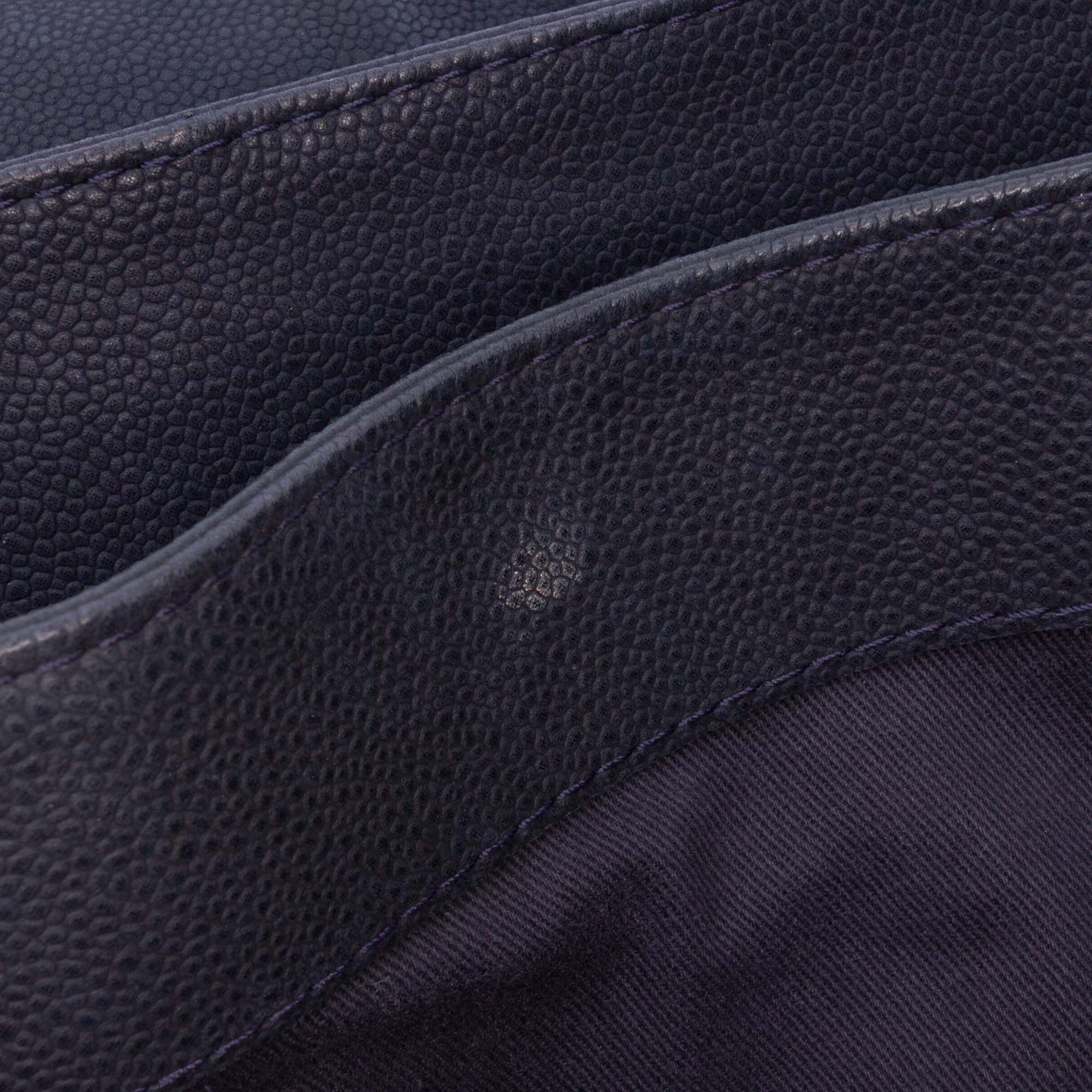 Medium Quilted Iridescent Caviar Lady Pearly Flap
