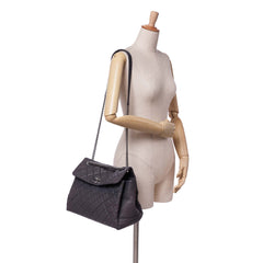 Medium Quilted Iridescent Caviar Lady Pearly Flap