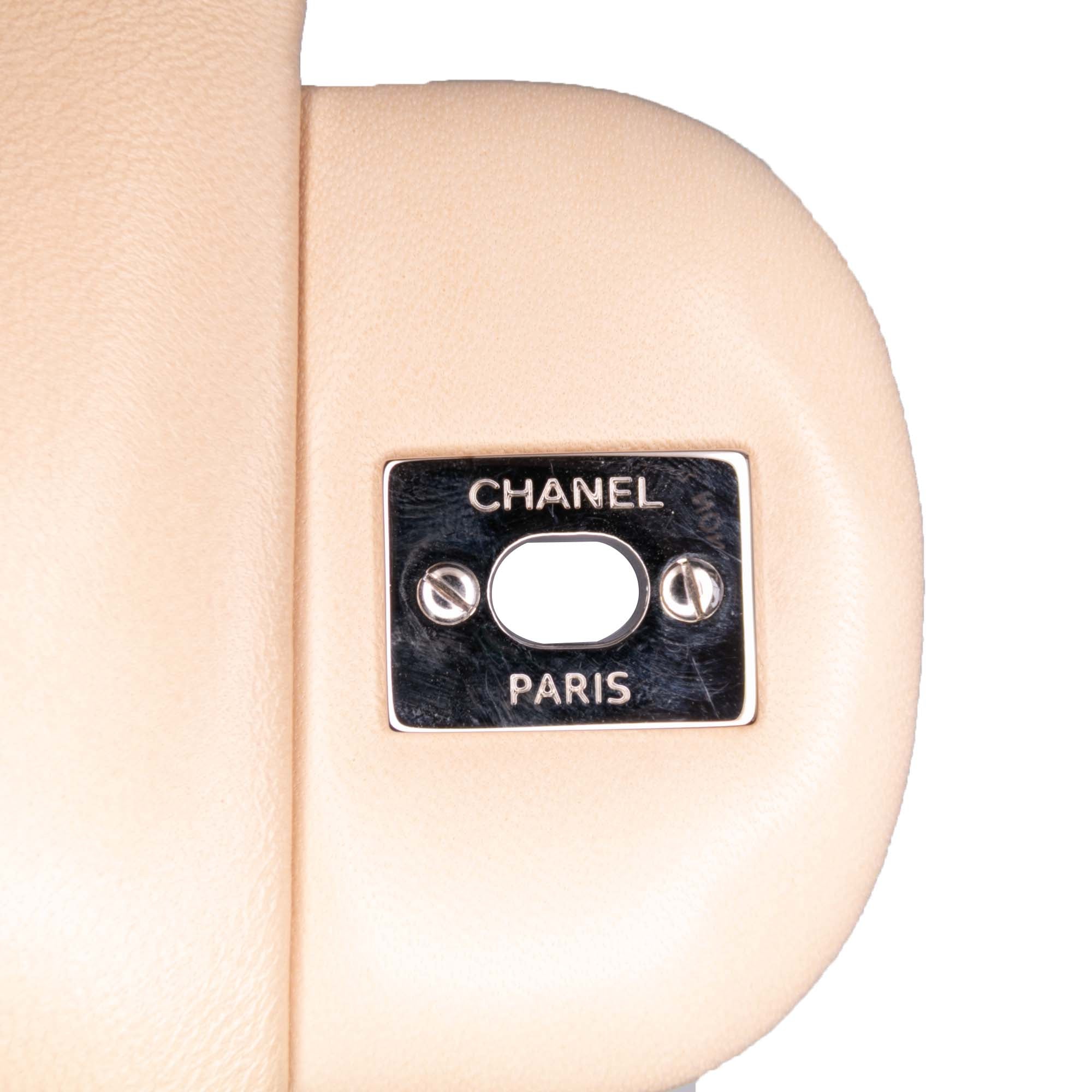 Jumbo Classic Lambskin Double Flap