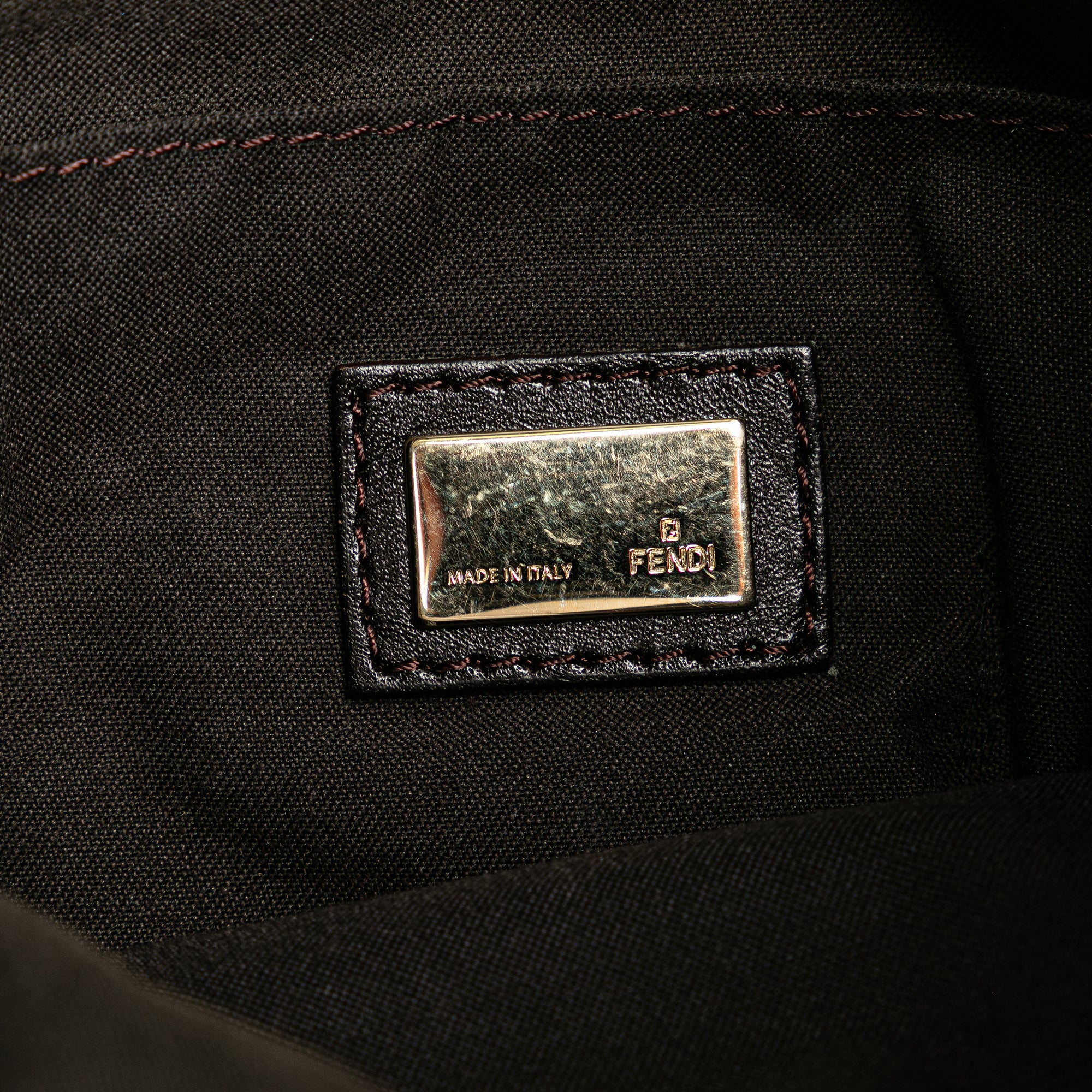 Zucchino Canvas Crossbody