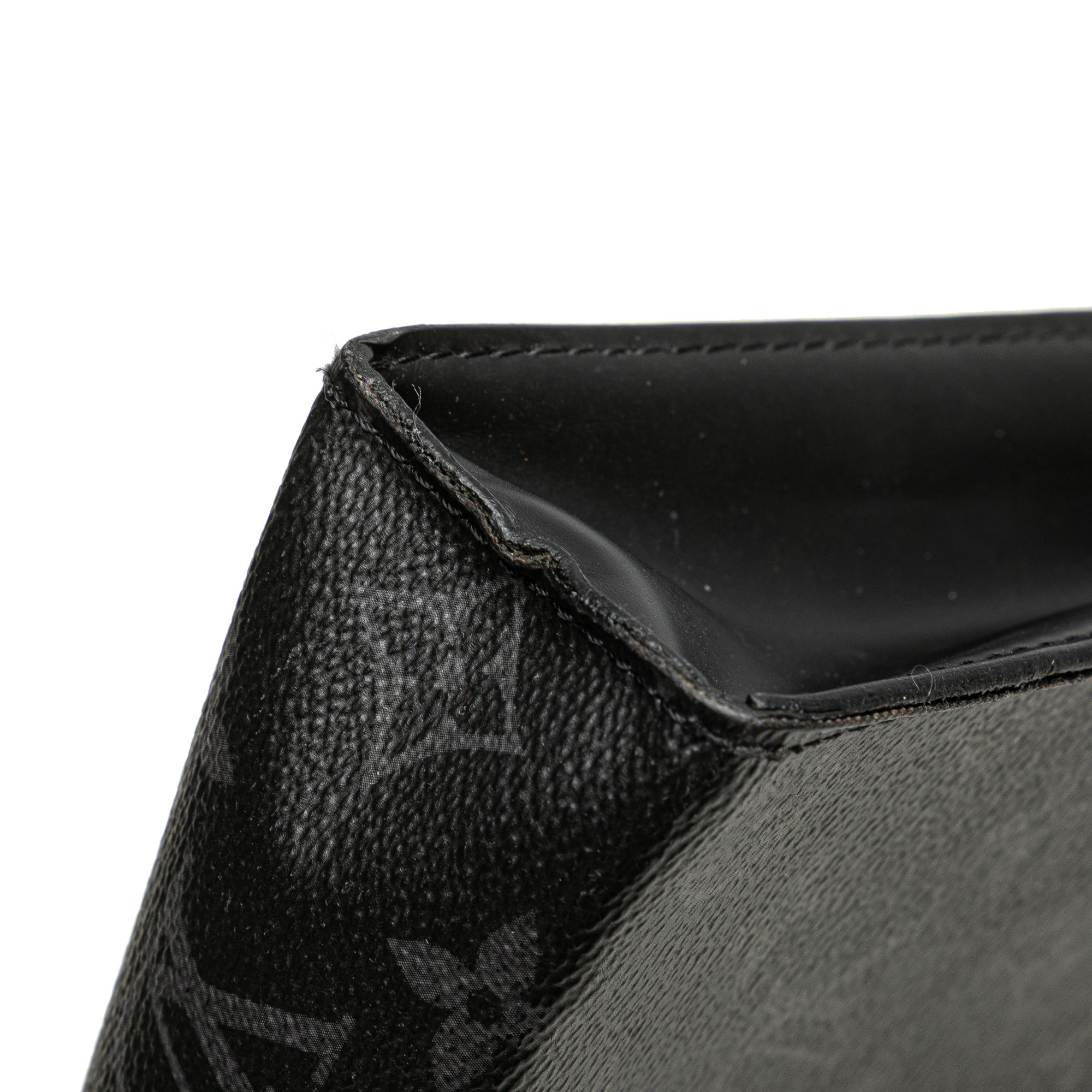 Monogram Eclipse Pochette Voyage MM