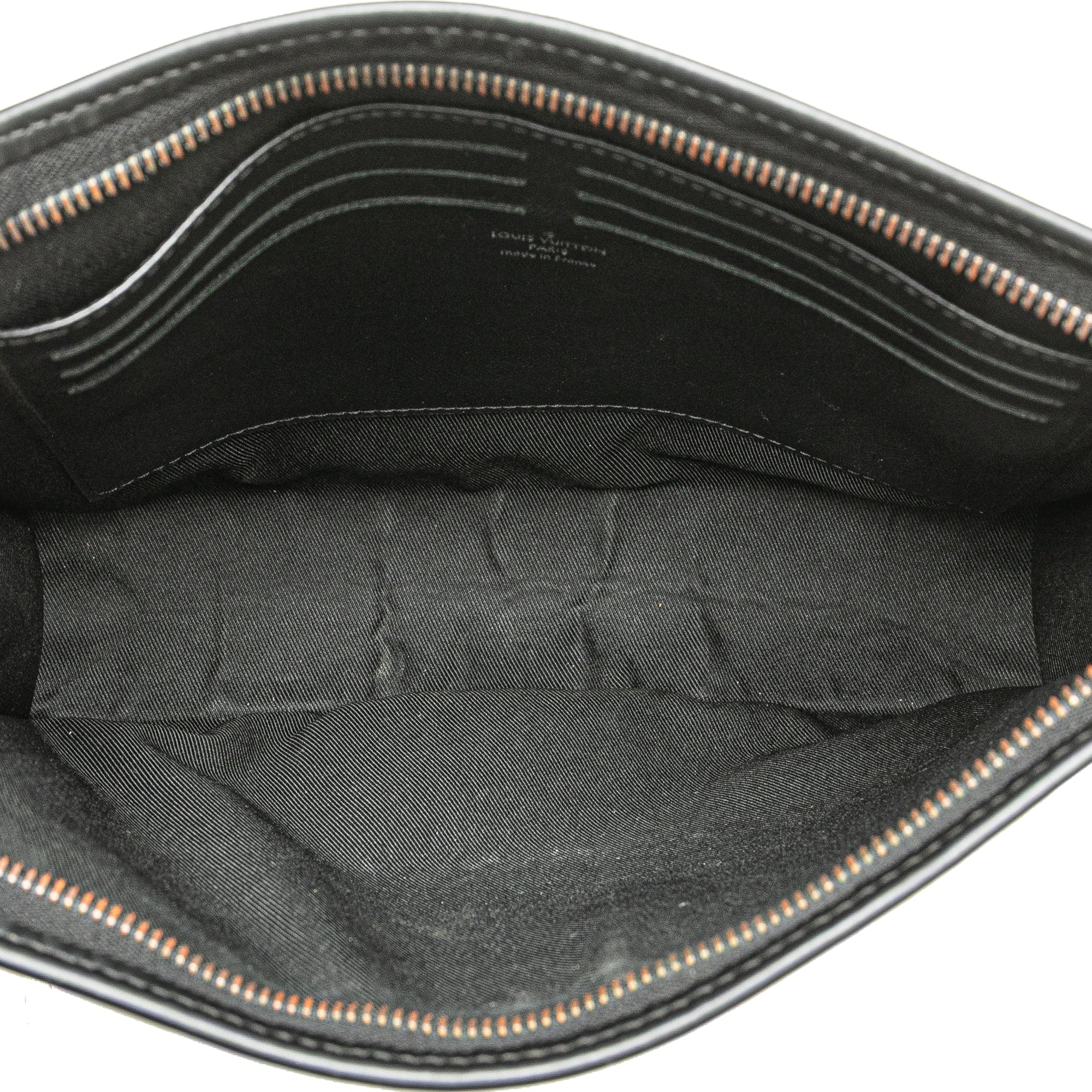 Monogram Eclipse Pochette Voyage MM