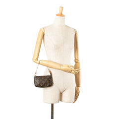 Monogram Mini Pochette Accessoires