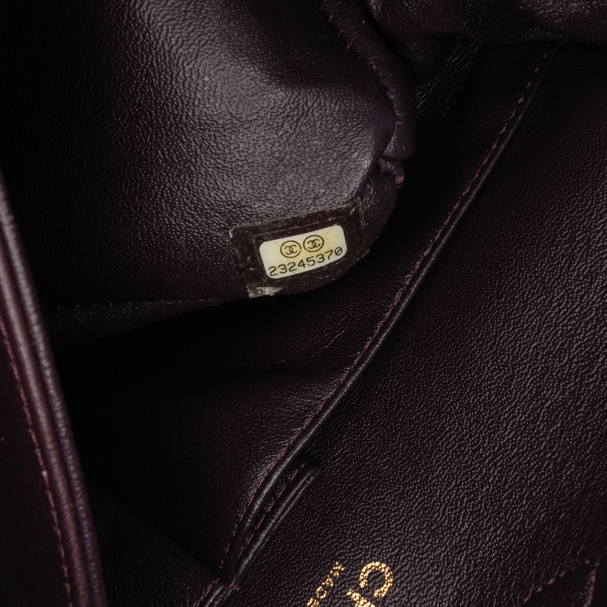 Medium Classic Lambskin Double Flap