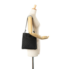 GG Canvas Shoulder Bag