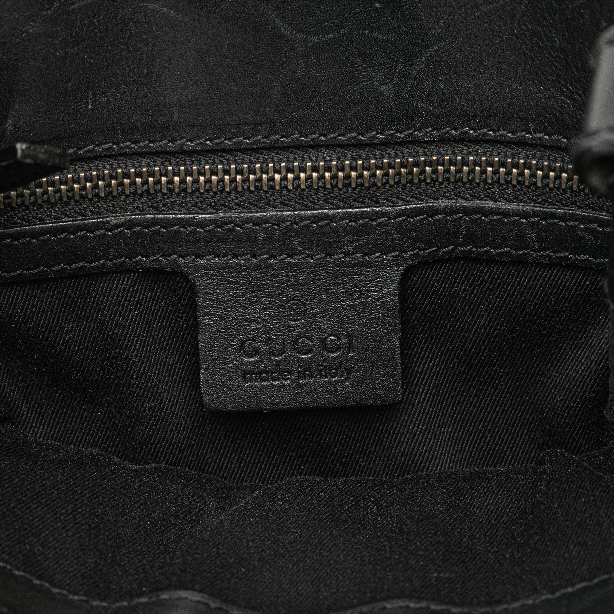 GG Canvas Shoulder Bag