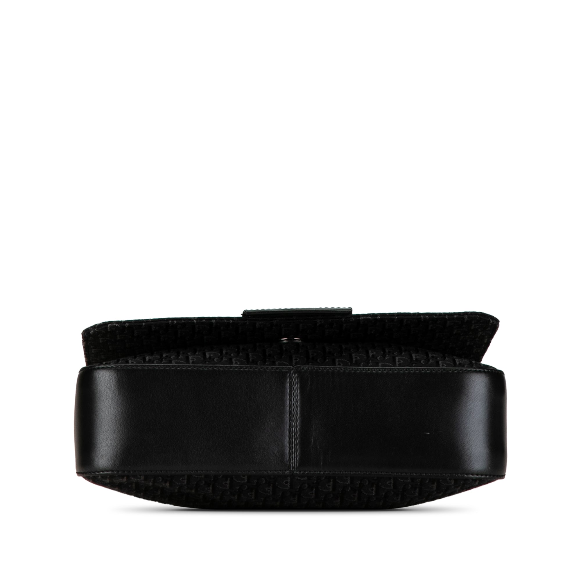 Oblique Canvas Street Chic Crossbody