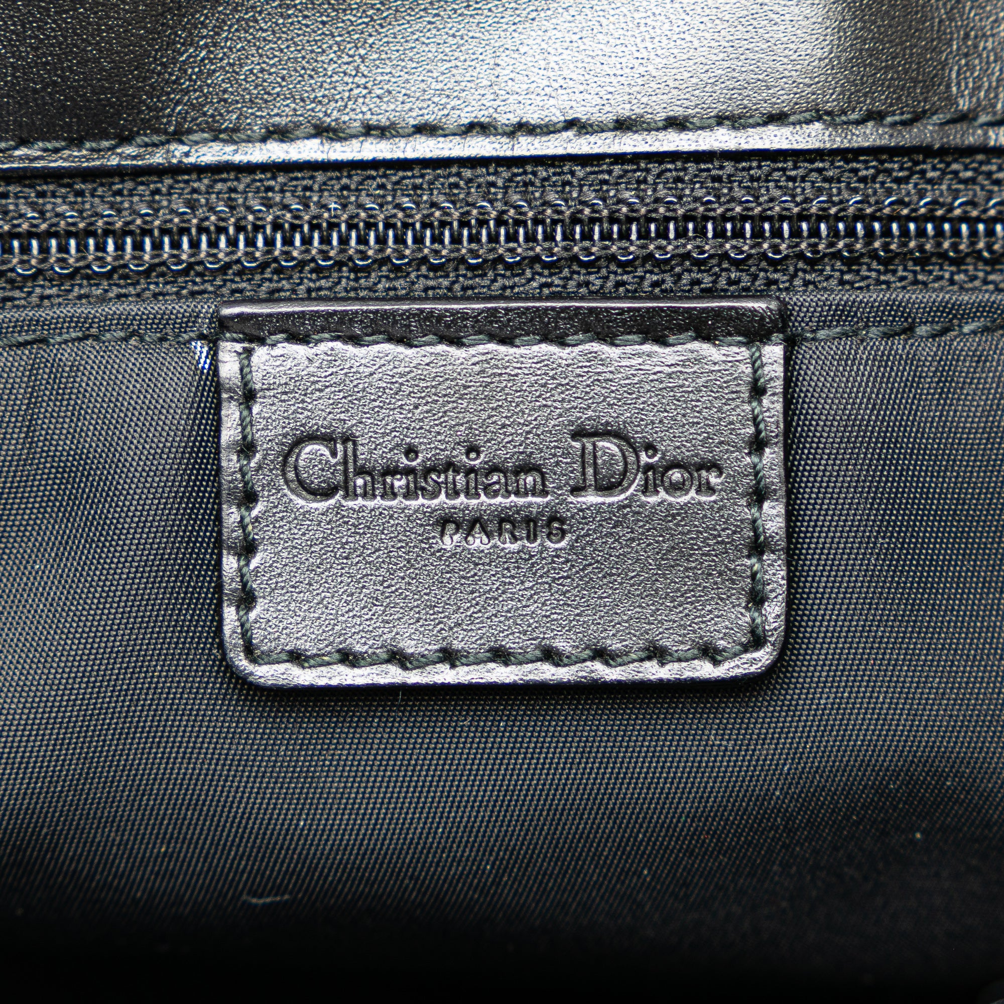 Oblique Canvas Street Chic Crossbody