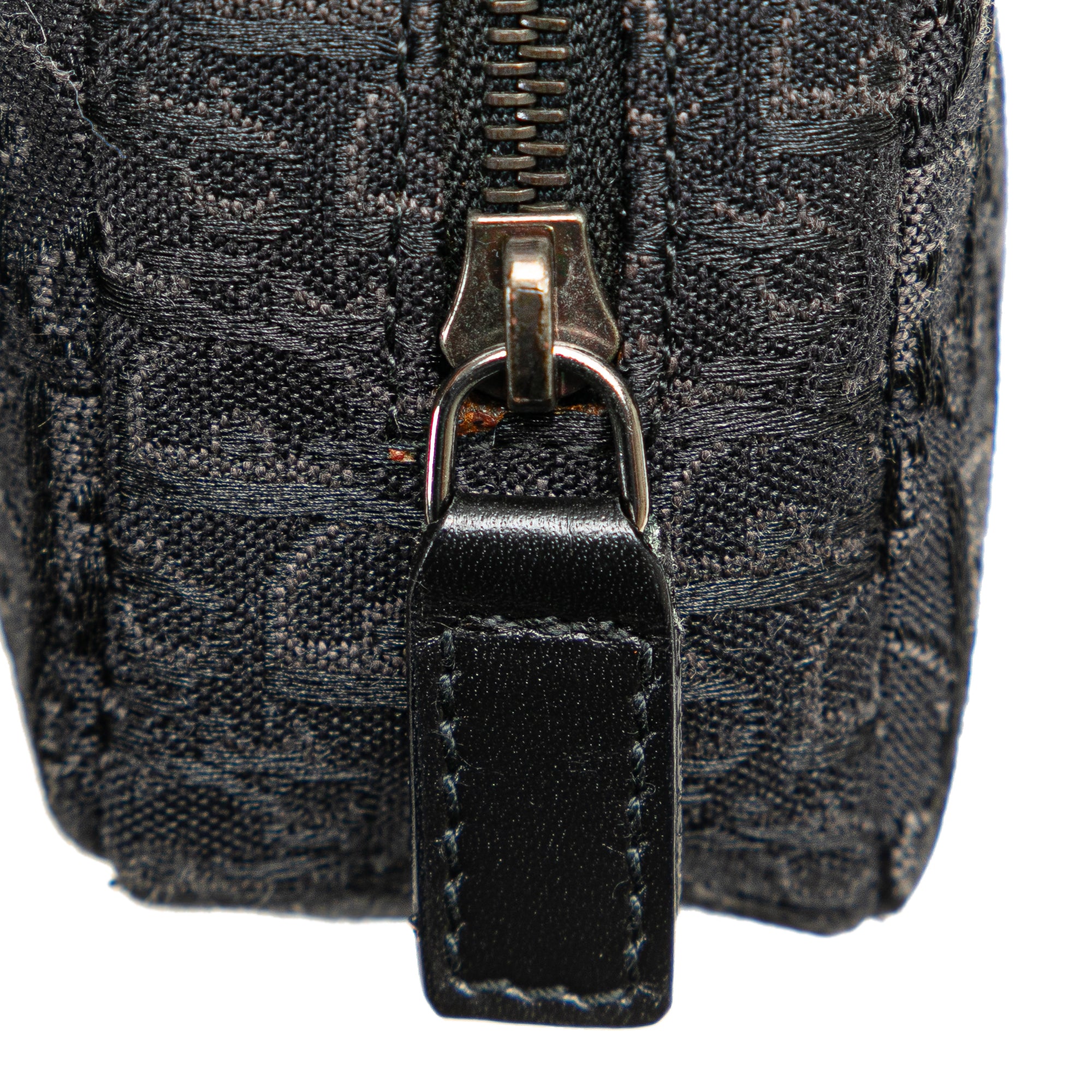Oblique Canvas Street Chic Crossbody