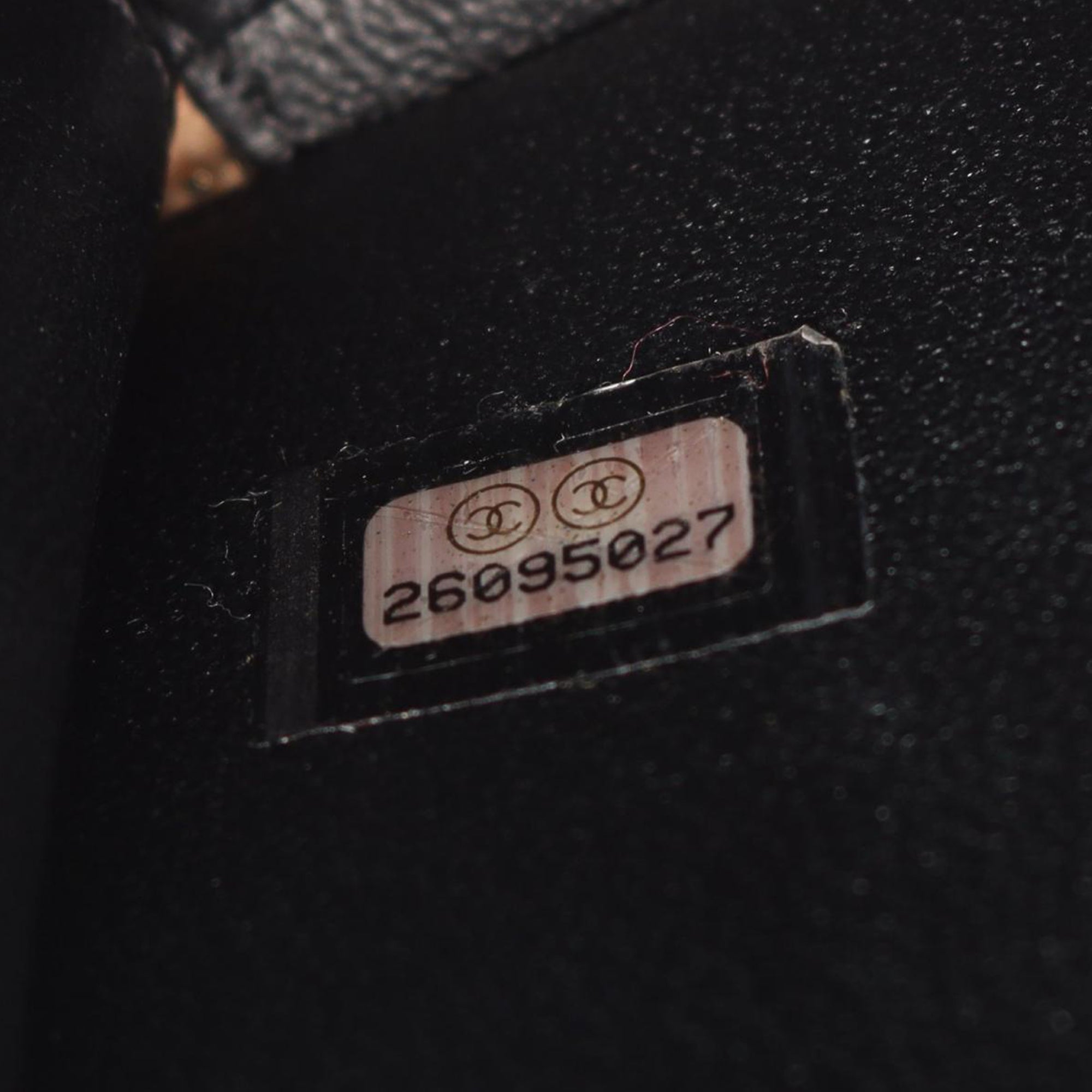 Small Caviar CC Filigree Vanity Case