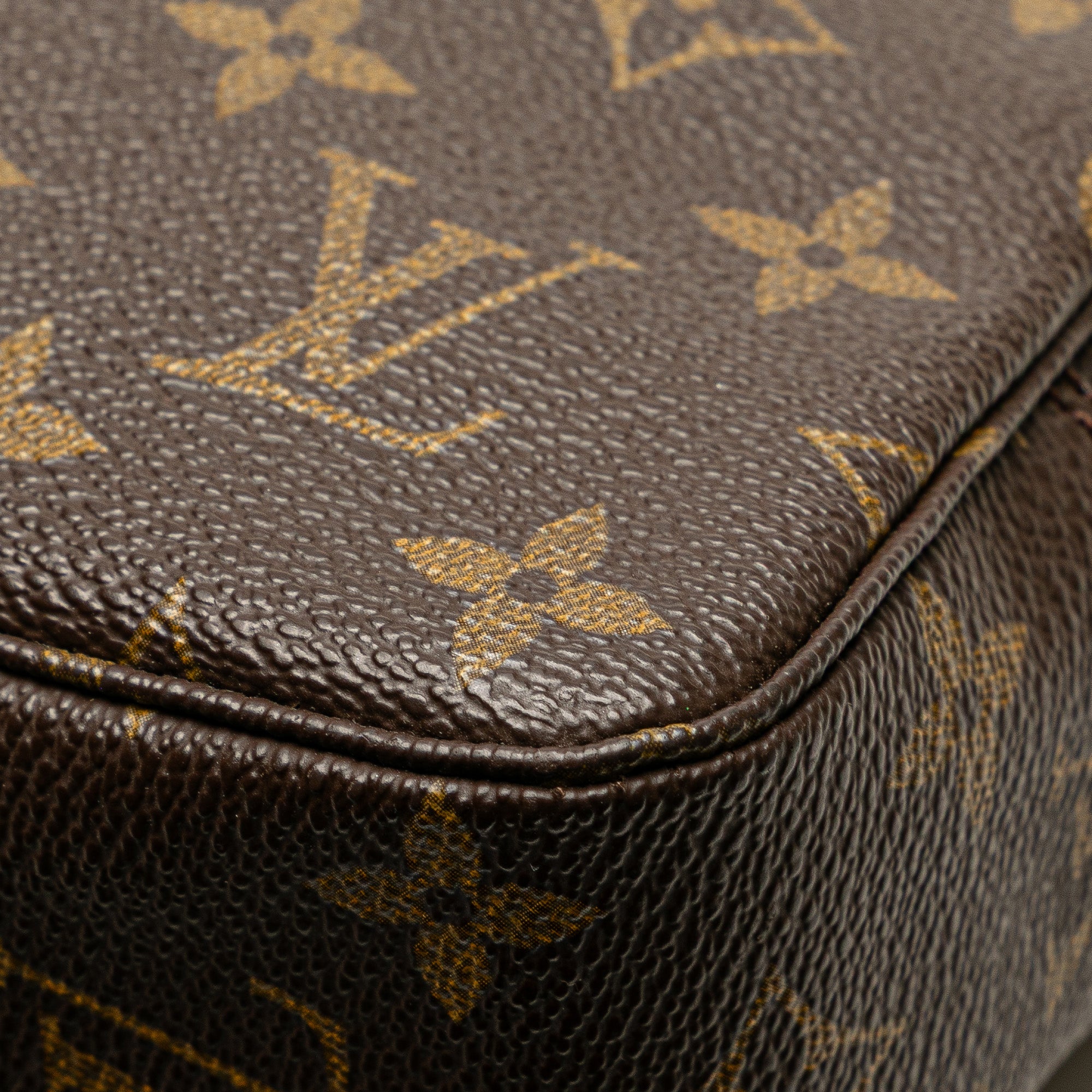 Monogram Trousse Toilette 23