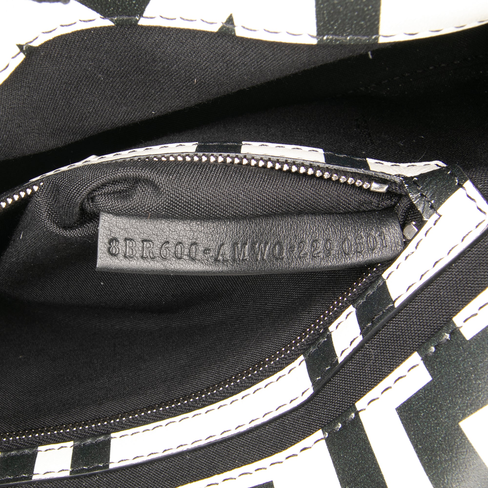 Marc Jacobs Nappa Vitello King Logo Print Baguette Satchel