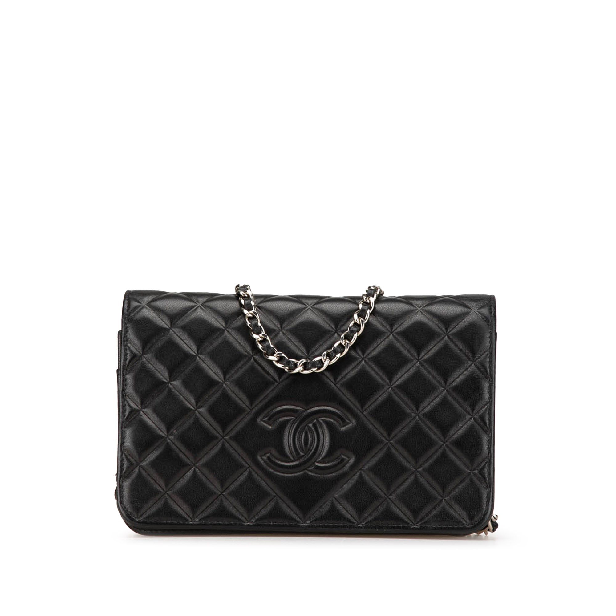 CC Quilted Lambskin Diamond Wallet On Chain