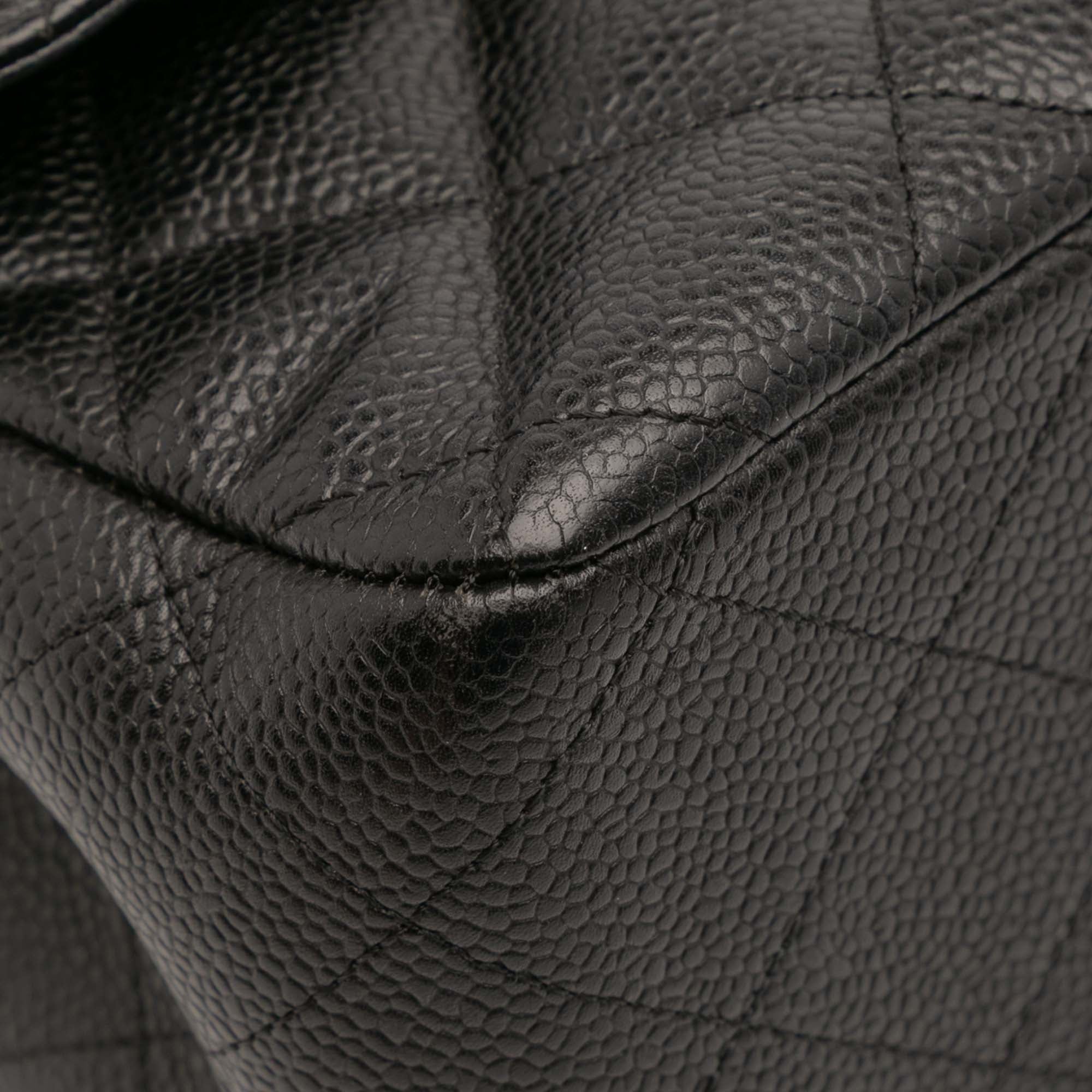 Jumbo Classic Caviar Double Flap