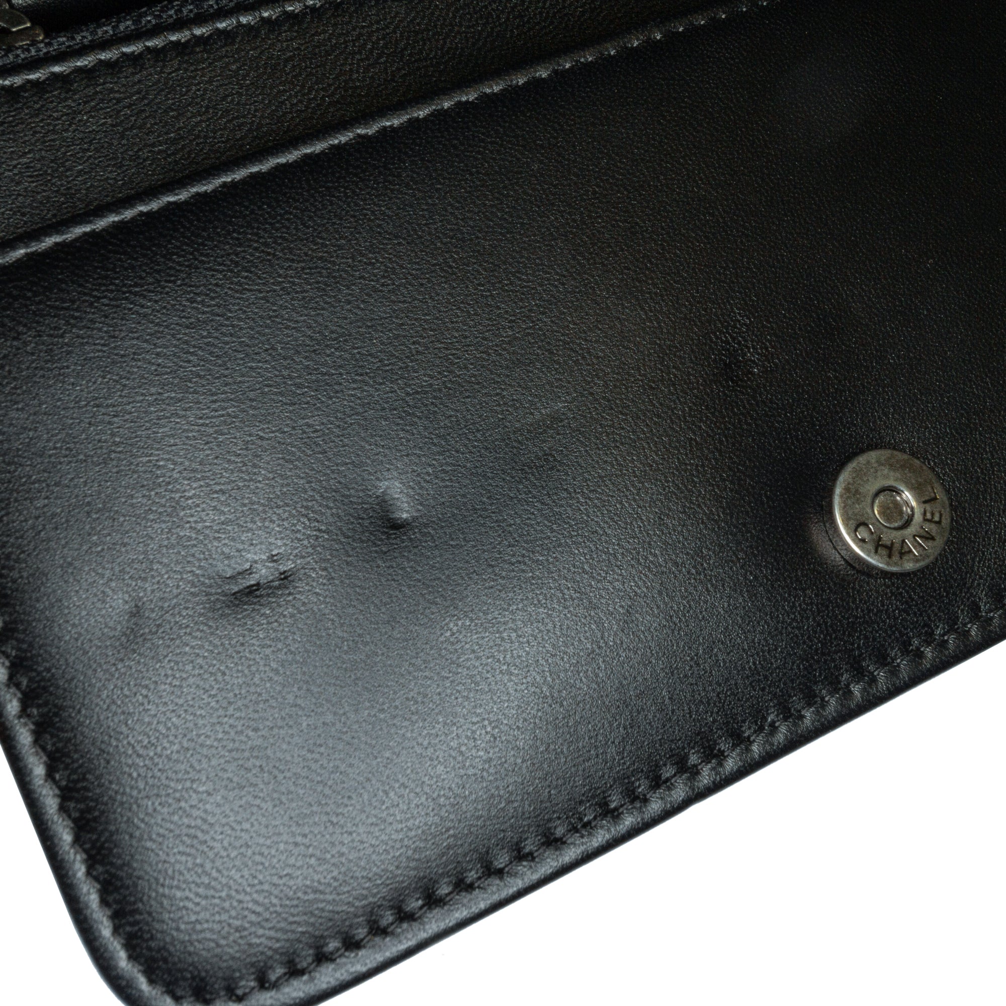 Lambskin Boy Wallet On Chain