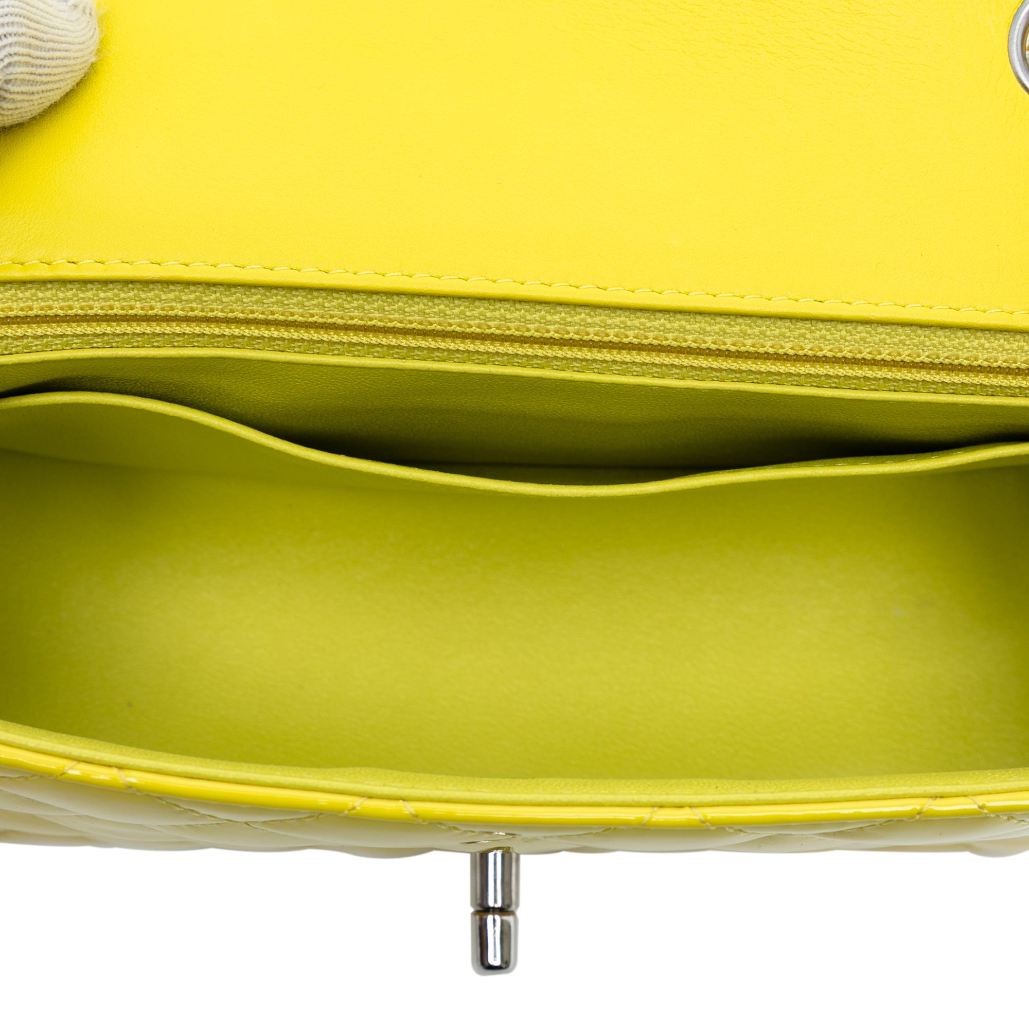 Mini Rectangular Classic Patent Single Flap