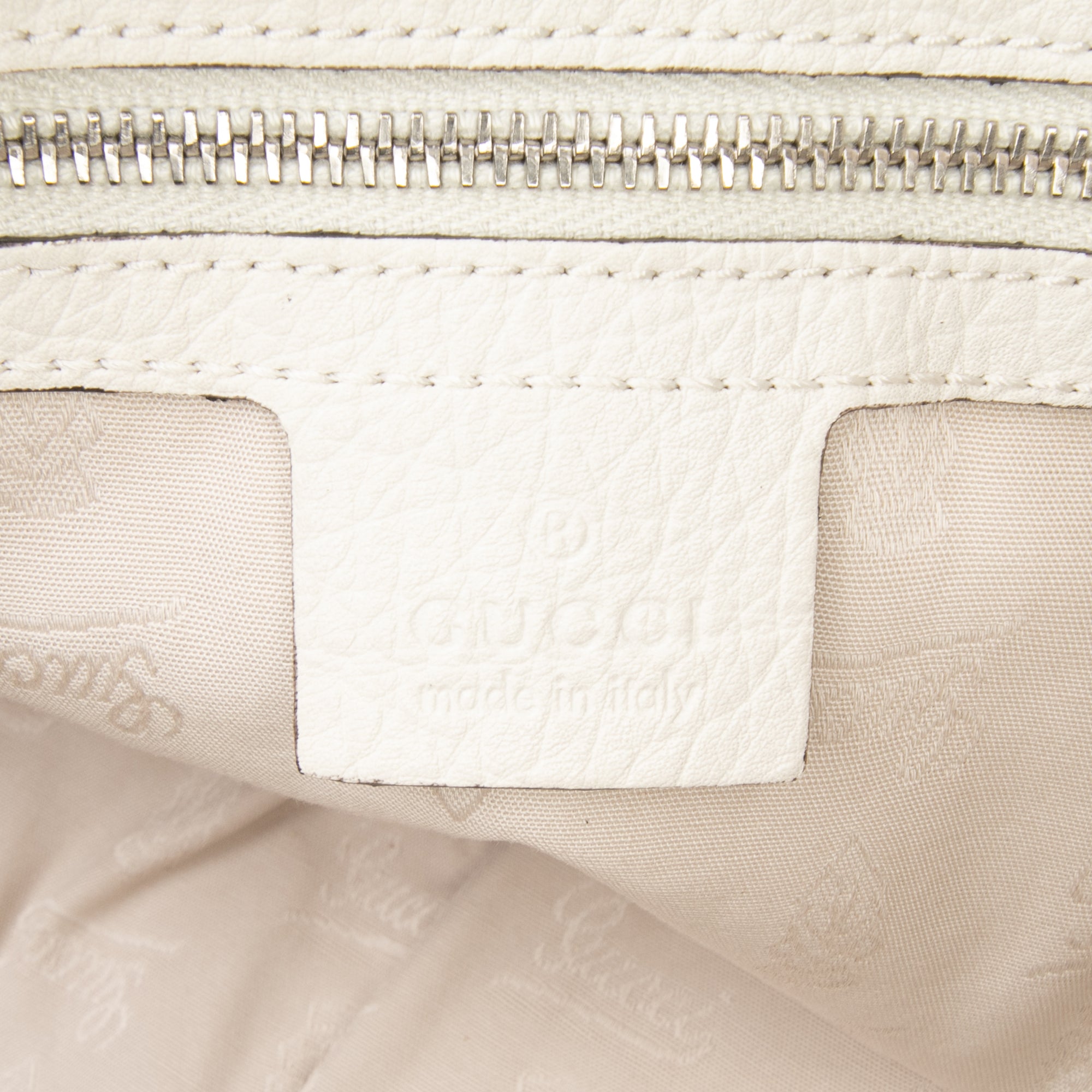 Medium GG Canvas Bamboo Bar Tote