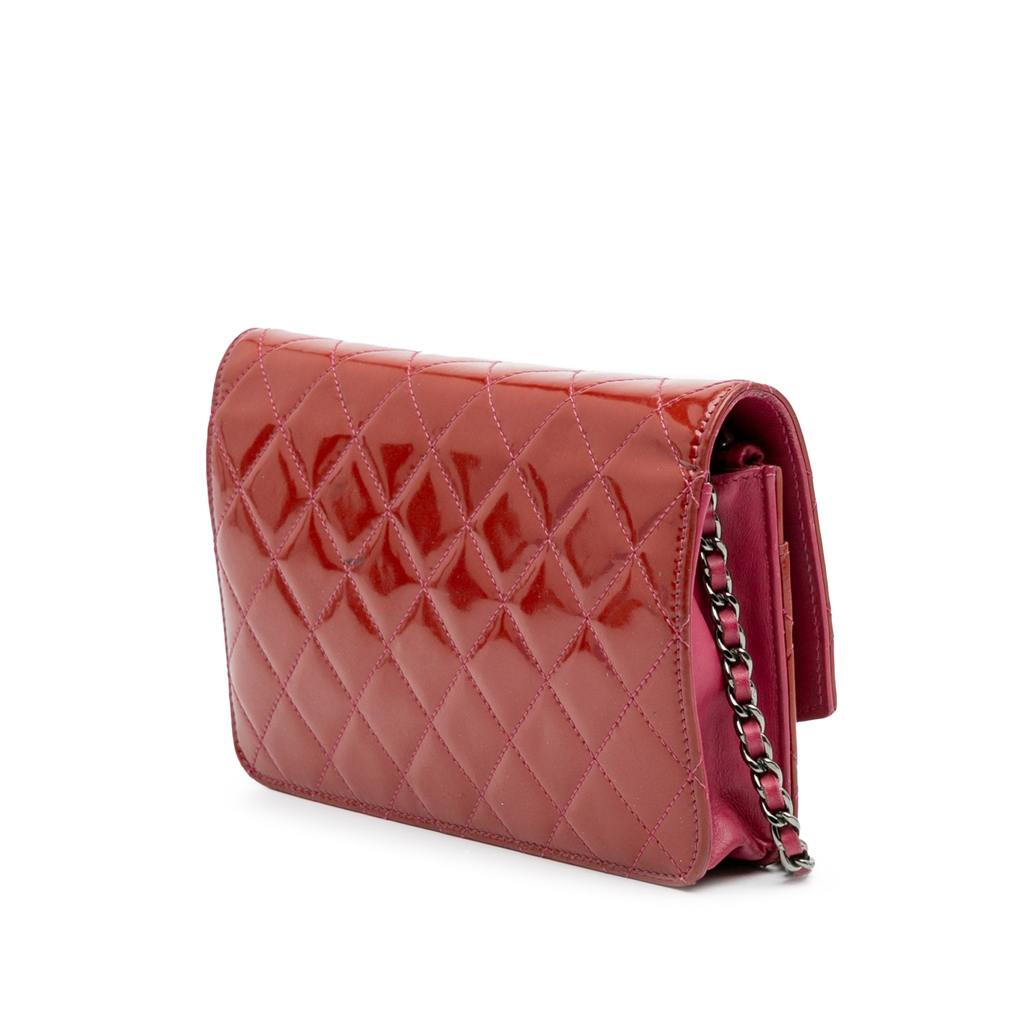 Quilted Patent Brilliant Wallet On Chain