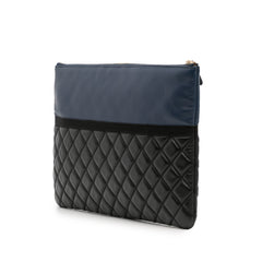 Large Bicolor Quilted Leather Pearl O Case Clutch