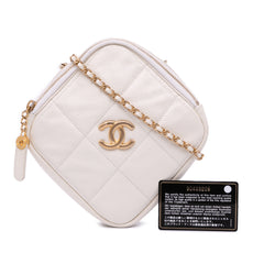 Quilted Caviar Diamond Clutch With Chain