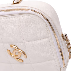 Quilted Caviar Diamond Clutch With Chain