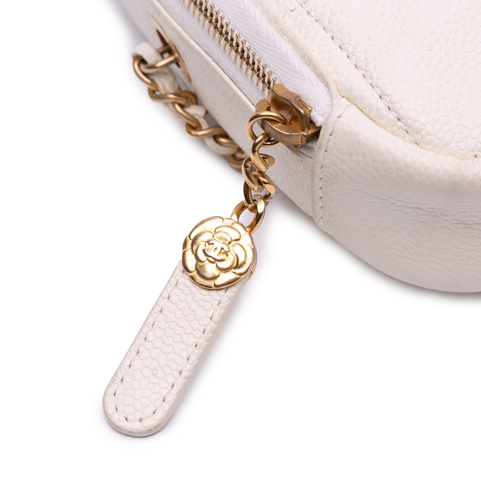 Quilted Caviar Diamond Clutch With Chain