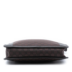 GG Canvas Shoulder Bag