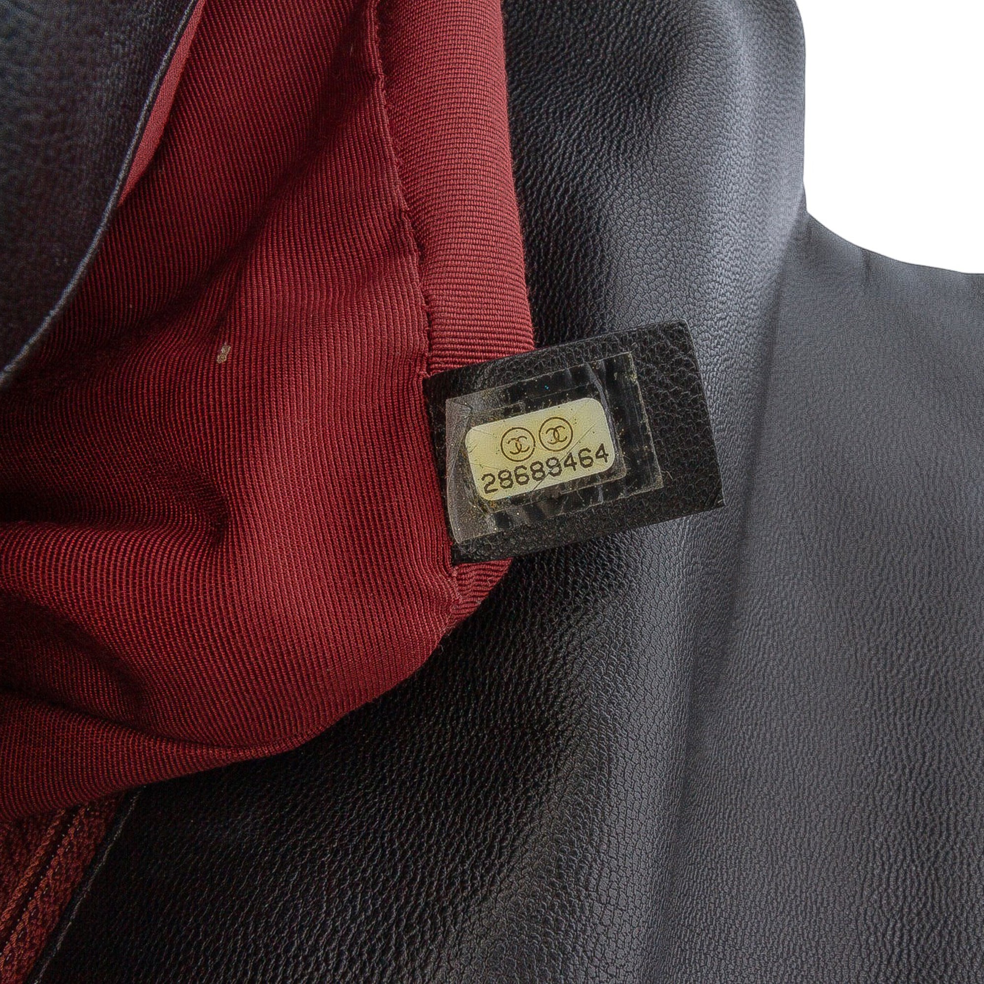 Maxi Lambskin 19 Flap