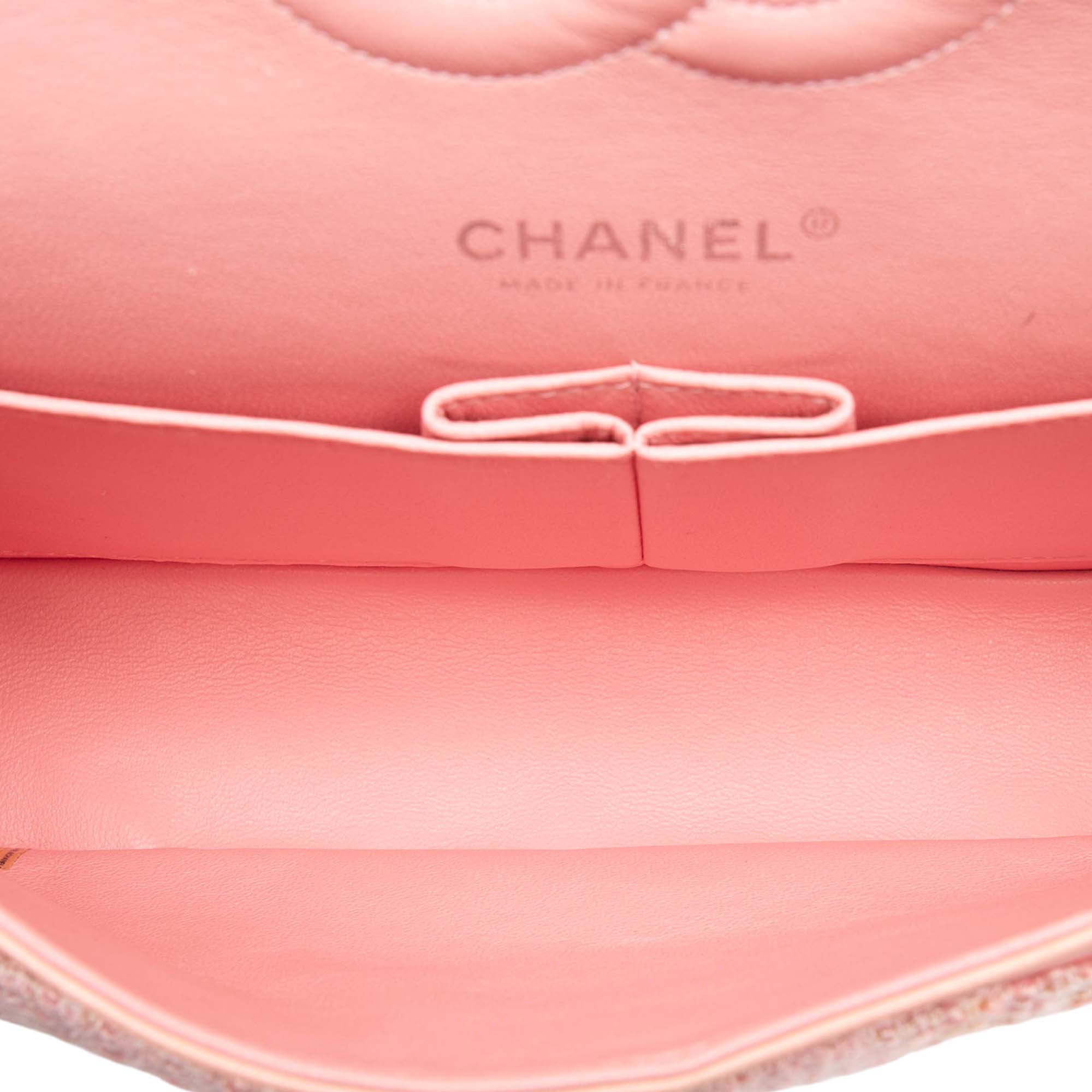 Medium Classic Tweed Double Flap