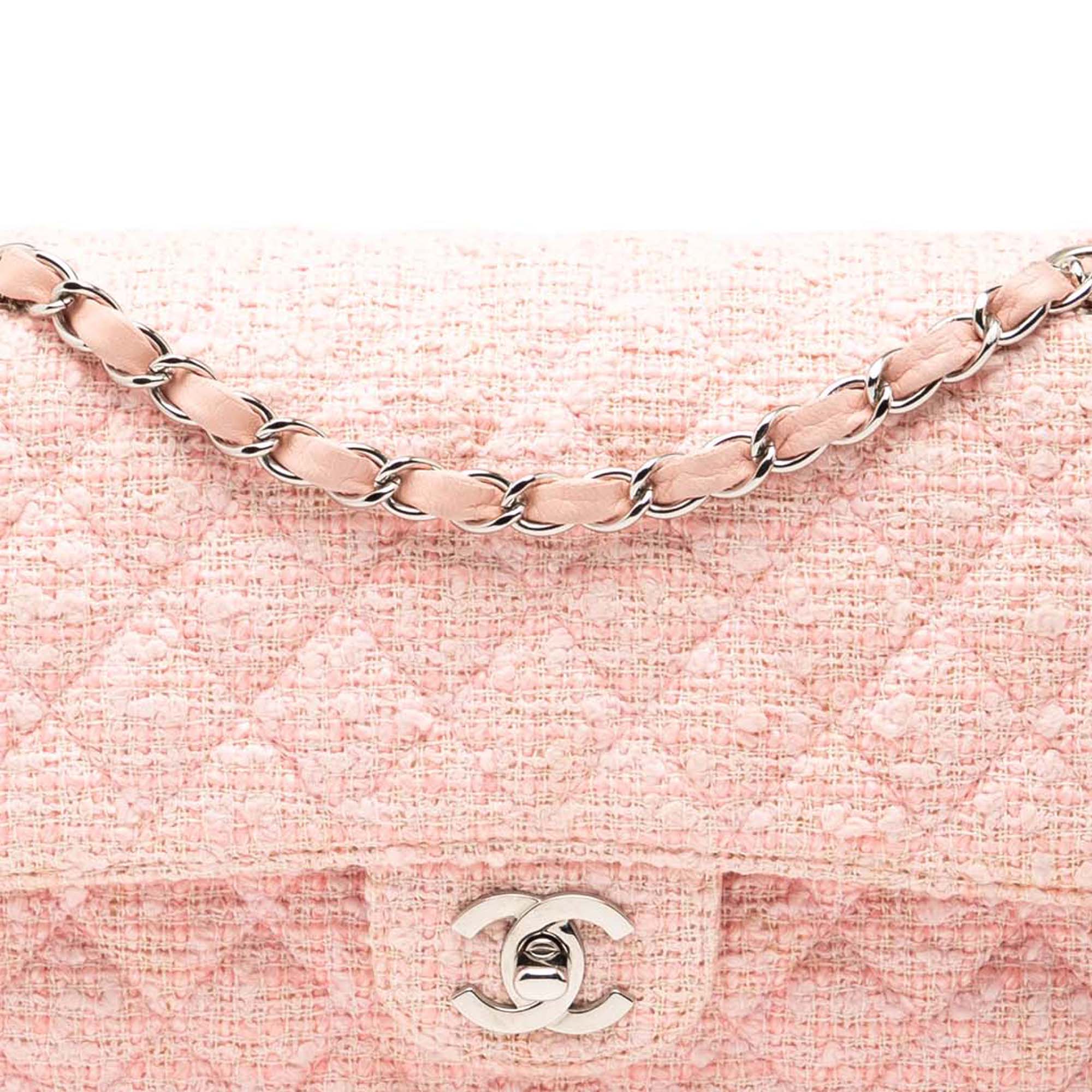 Medium Classic Tweed Double Flap