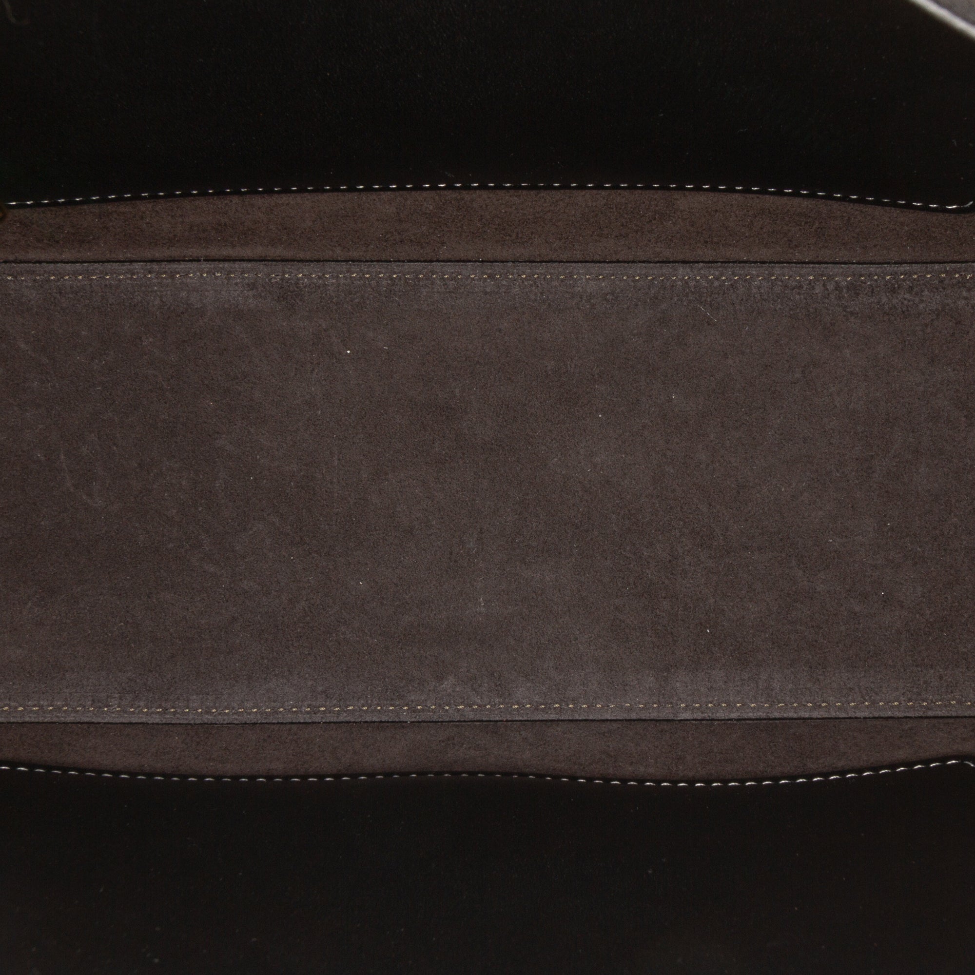 Medium Leather Ohval Flap Bag