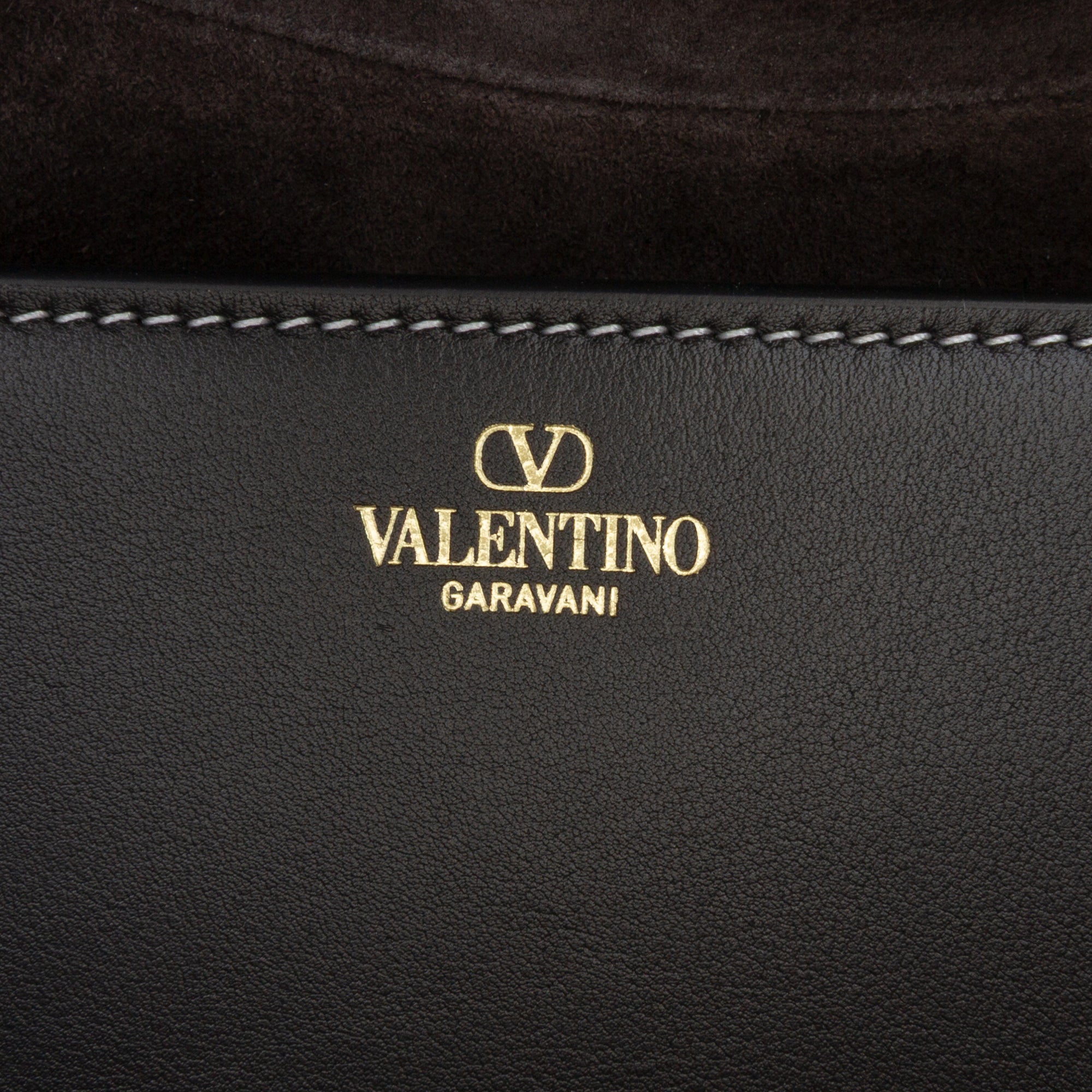 Medium Leather Ohval Flap Bag