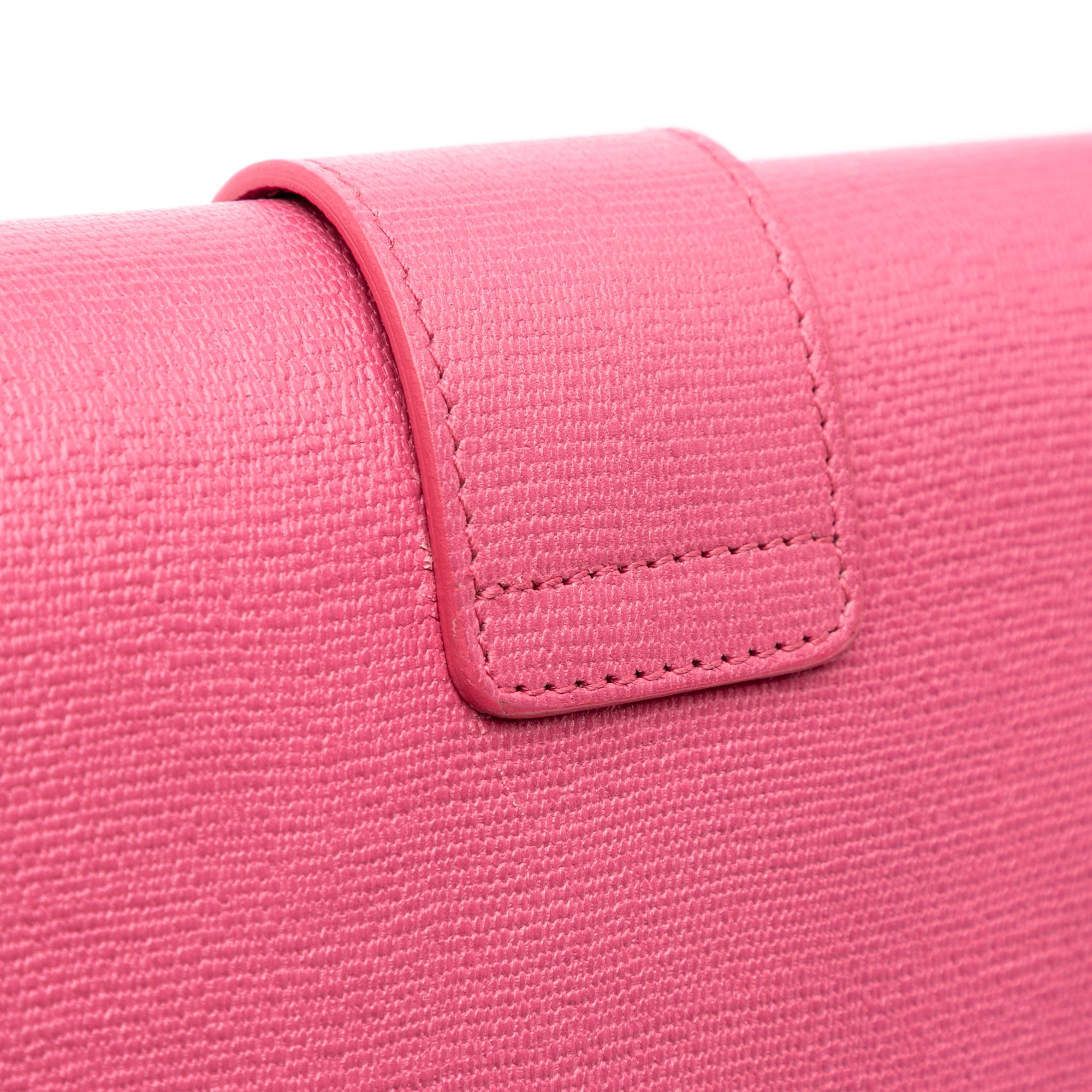 Textured Calfskin Chyc Ligne Clutch