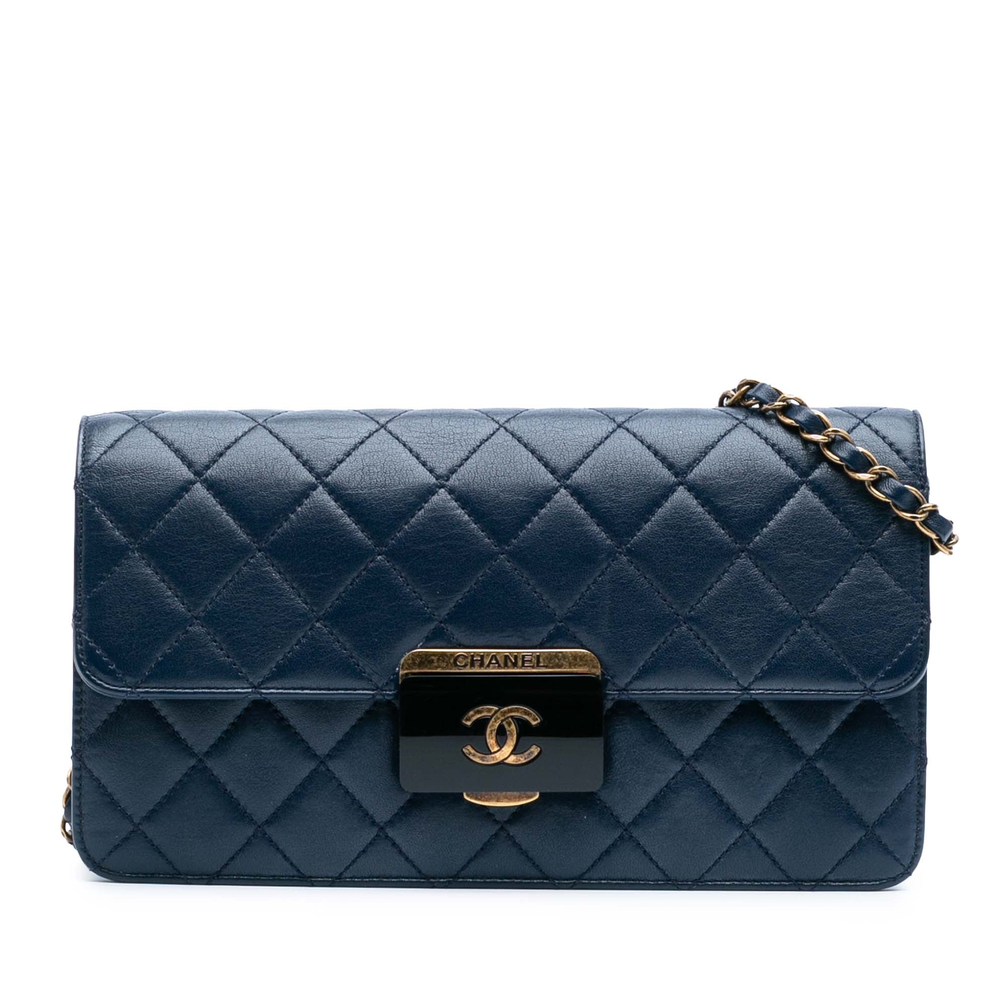 Medium Sheepskin Beauty Lock Flap