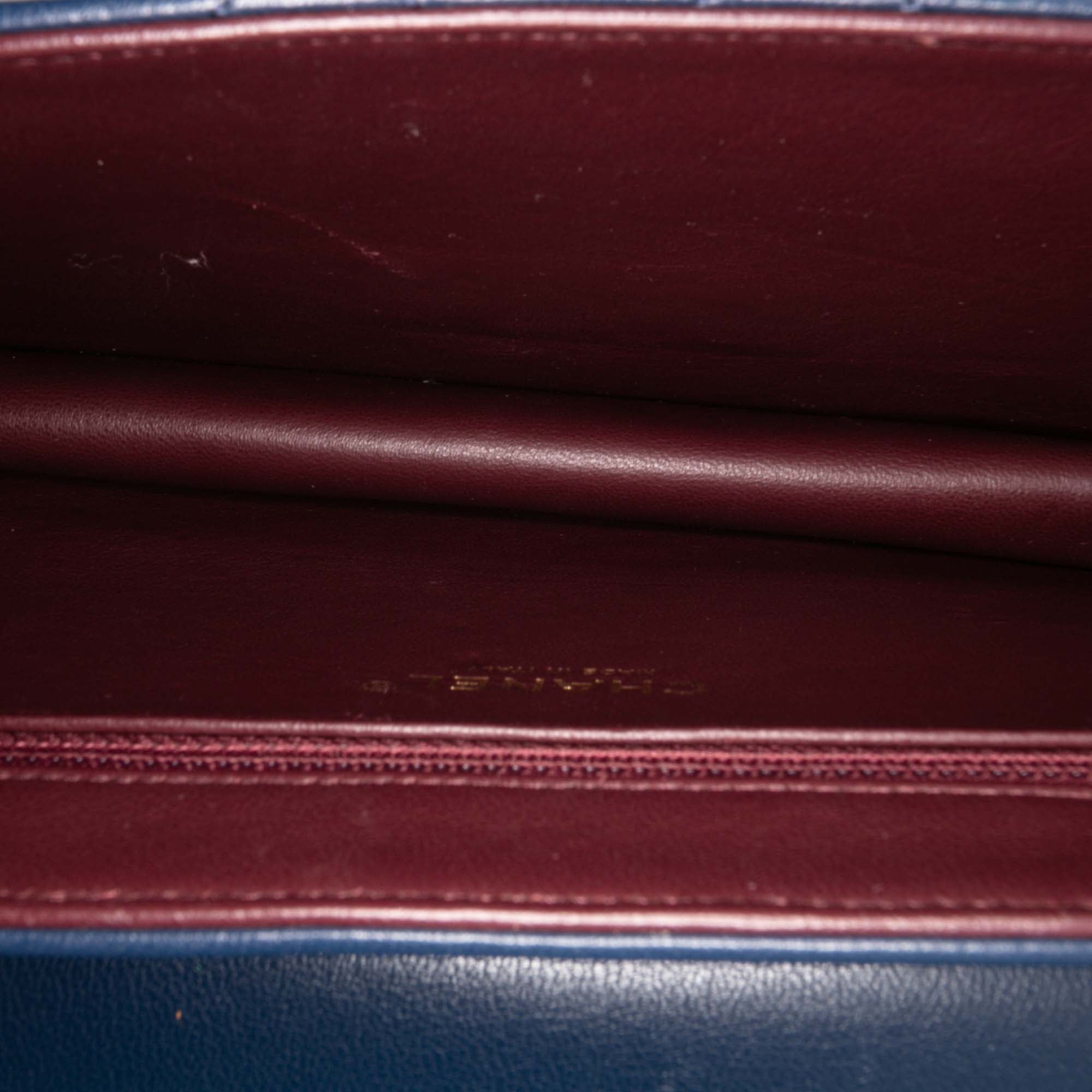 Medium Sheepskin Beauty Lock Flap