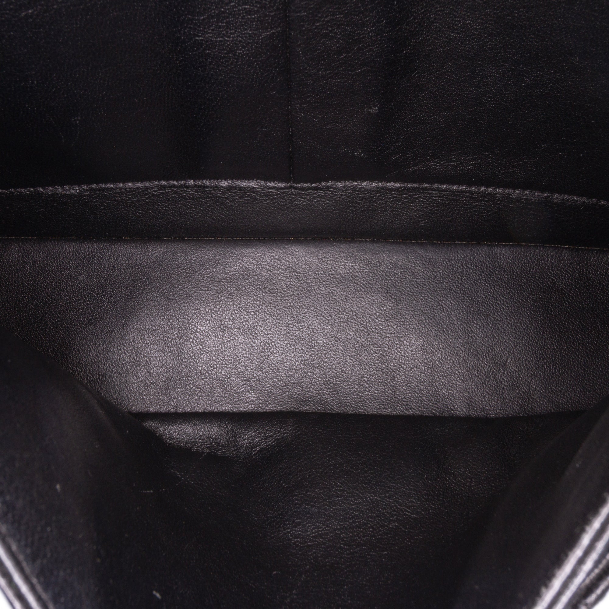 Medium Classic Caviar Double Flap