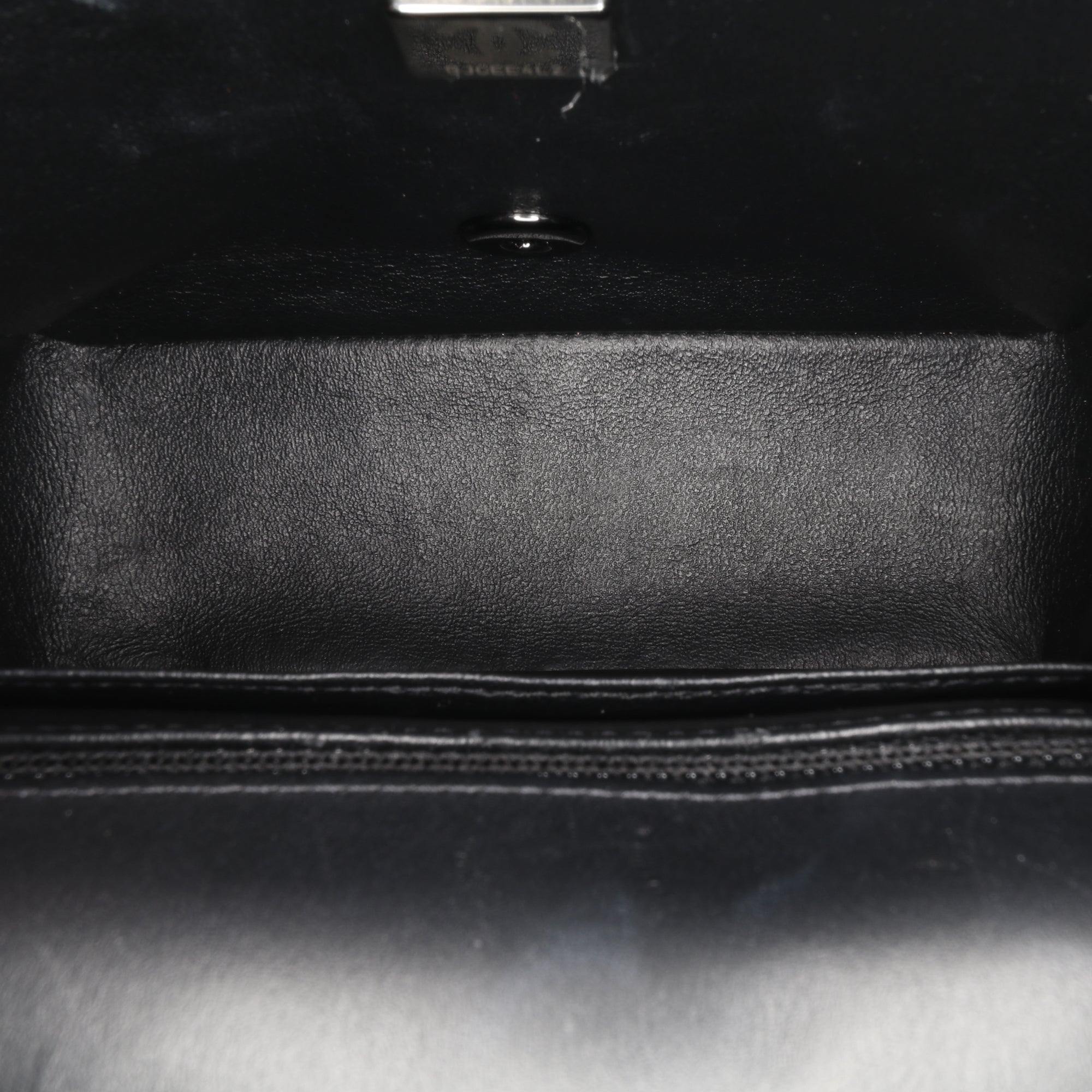 Mini Square Classic Patent So Black Single Flap