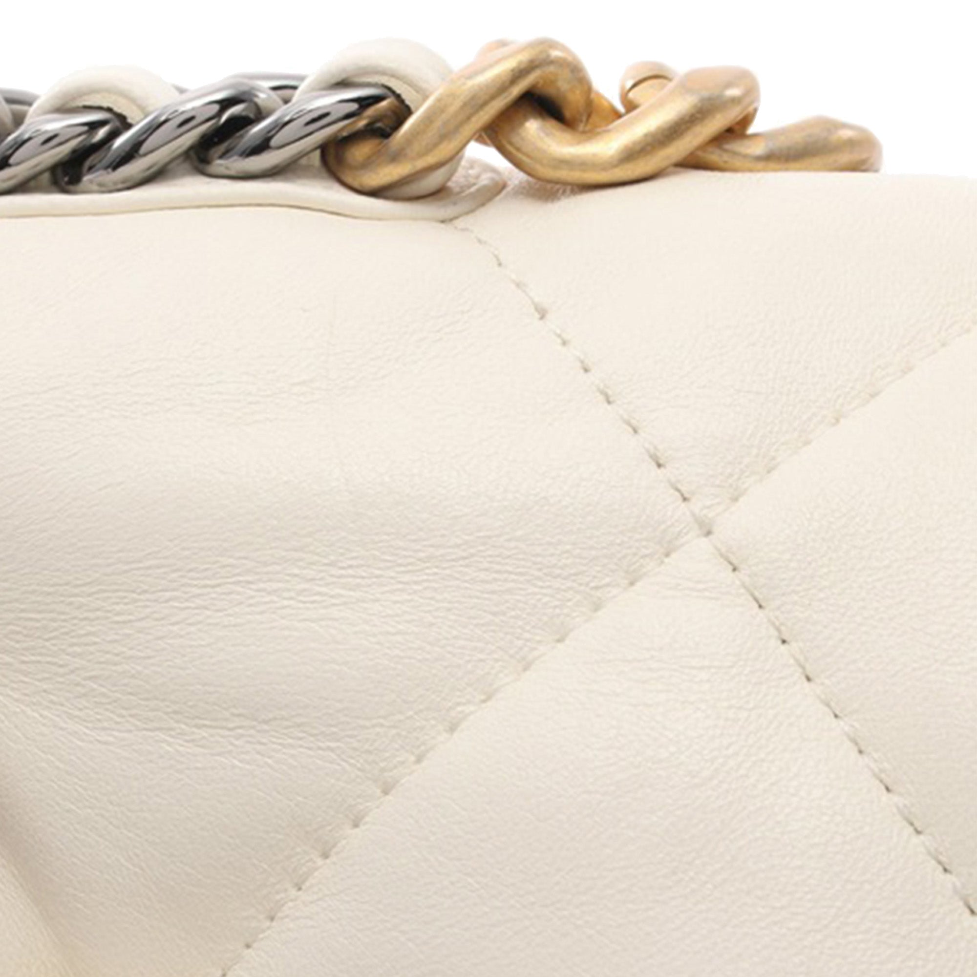 Medium Lambskin 19 Flap