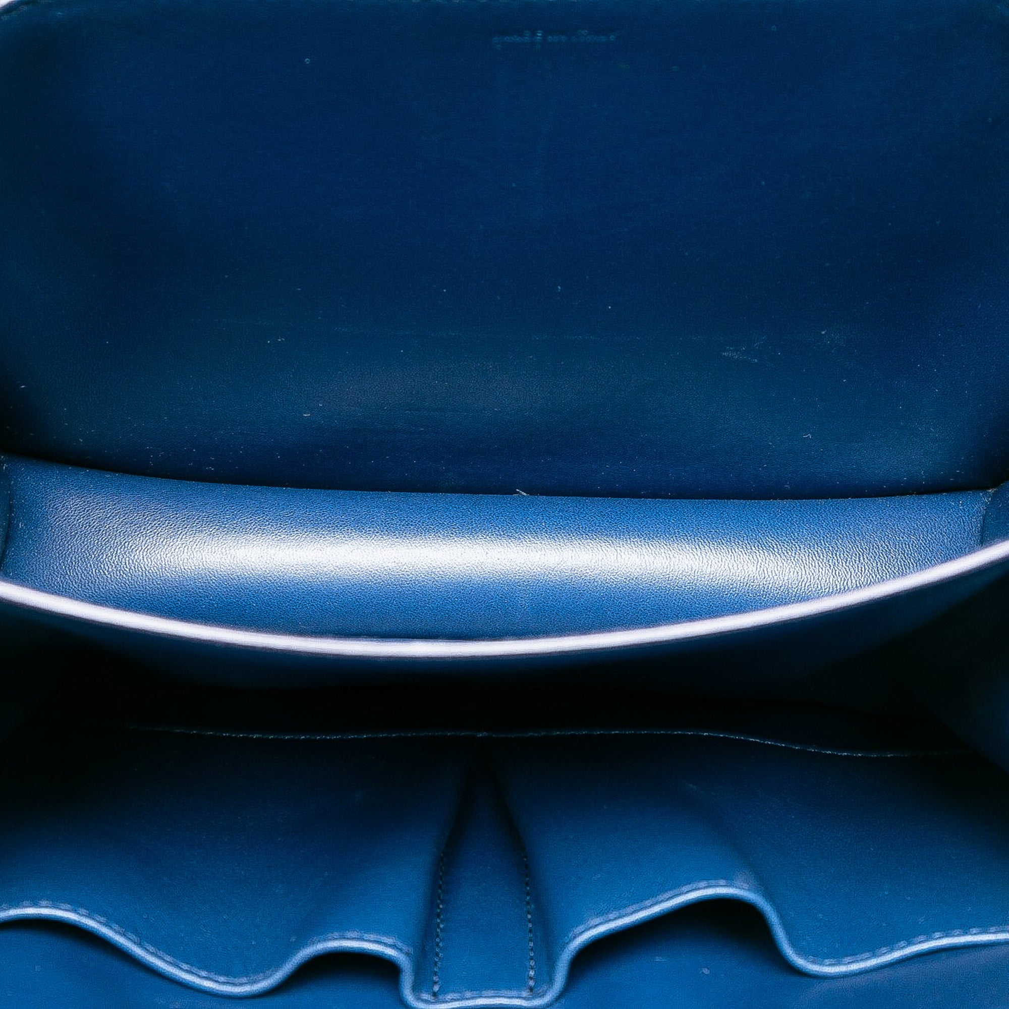 Medium Calfskin Classic Box