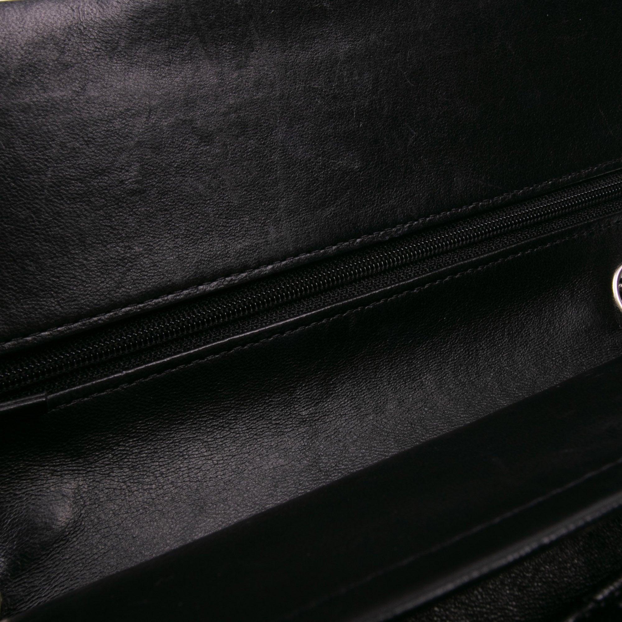 Medium Classic Lambskin Double Flap