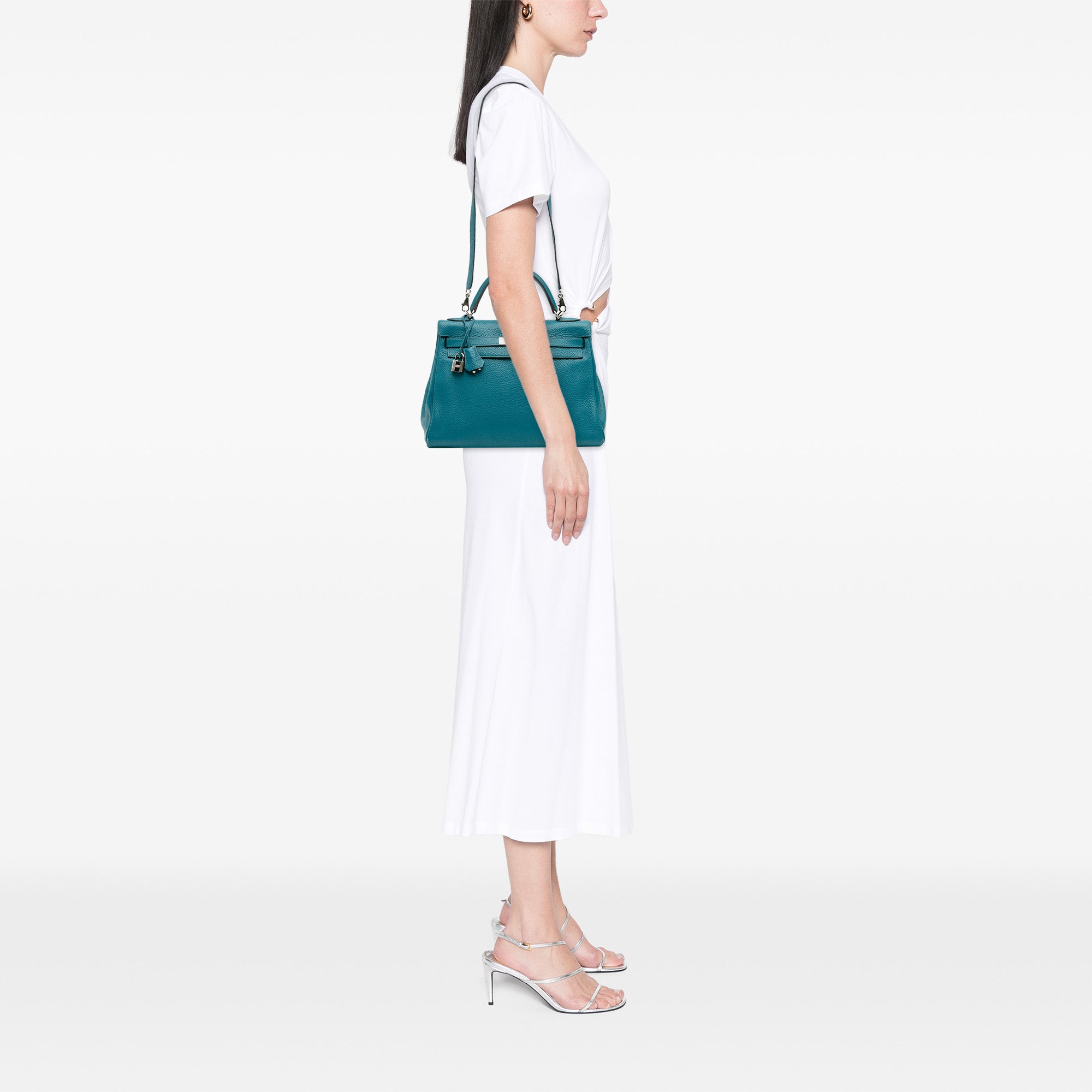 Clemence Kelly II Retourne 32