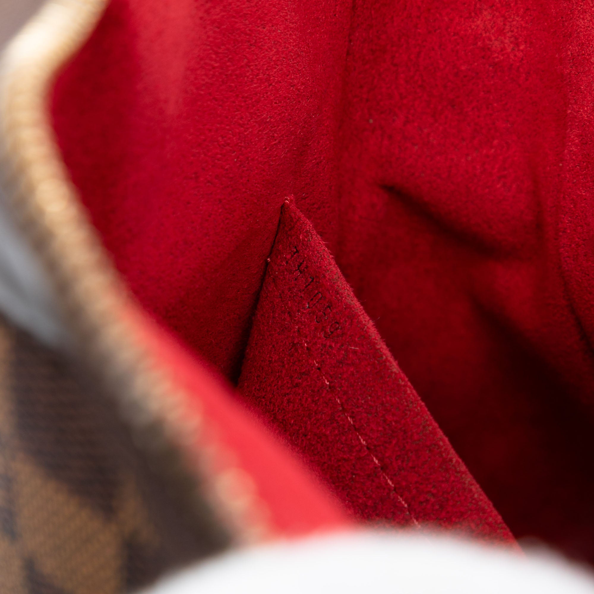 Damier Ebene Trevi PM