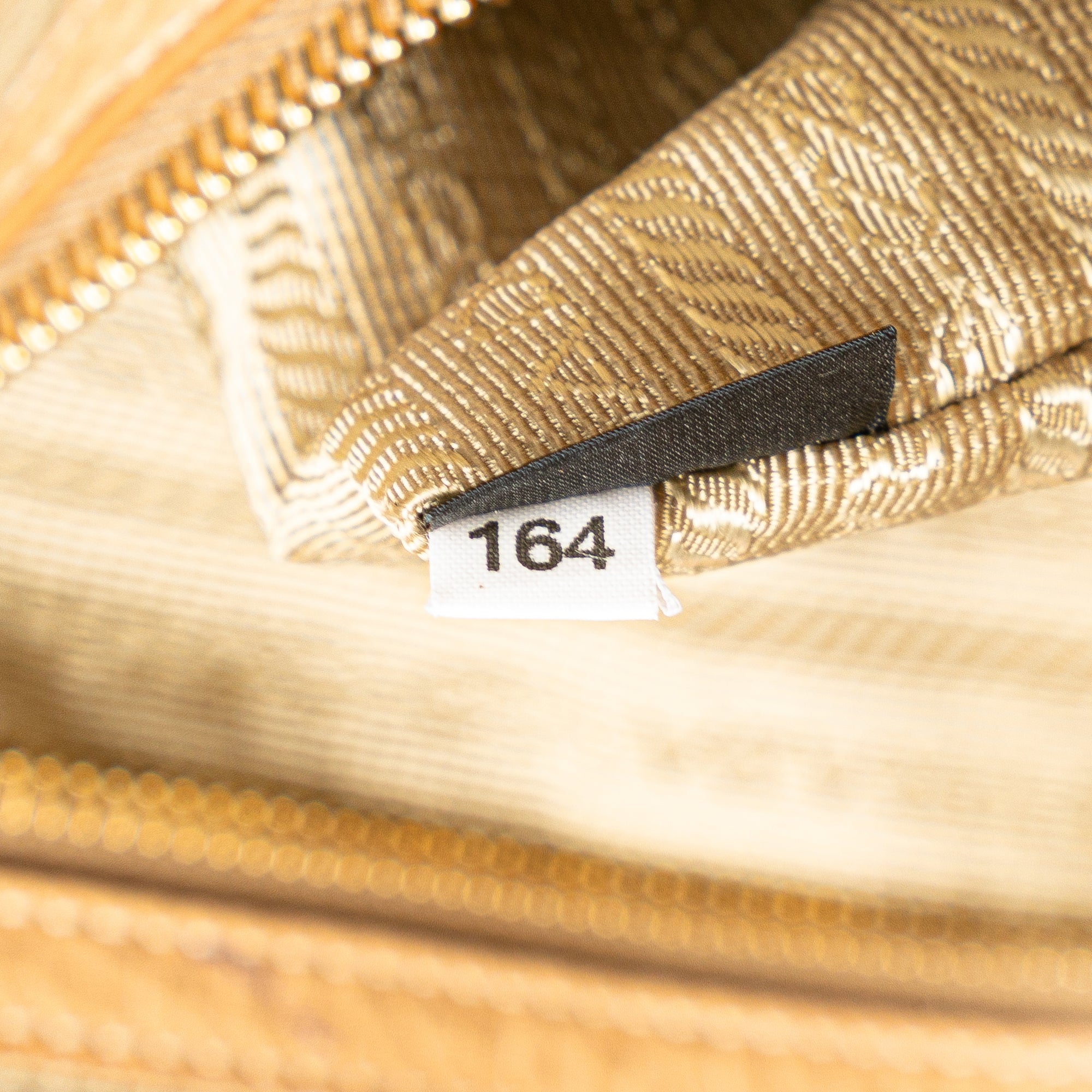 Vitello Daino Tote